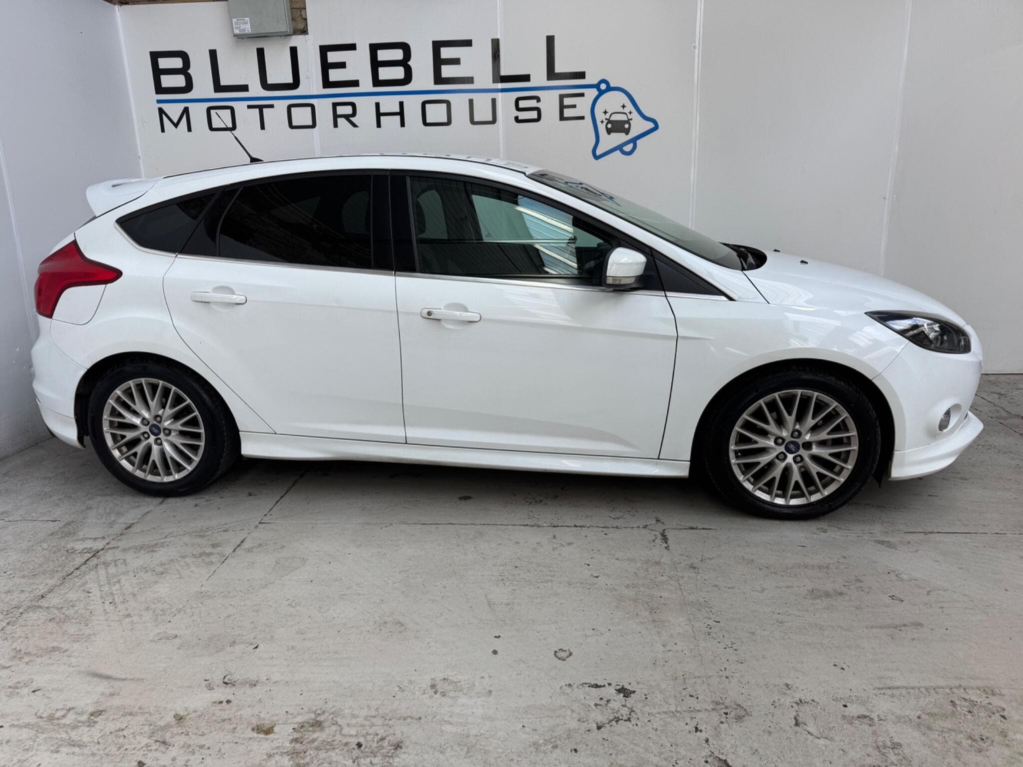 2014 Ford Focus - Thumbnail 9