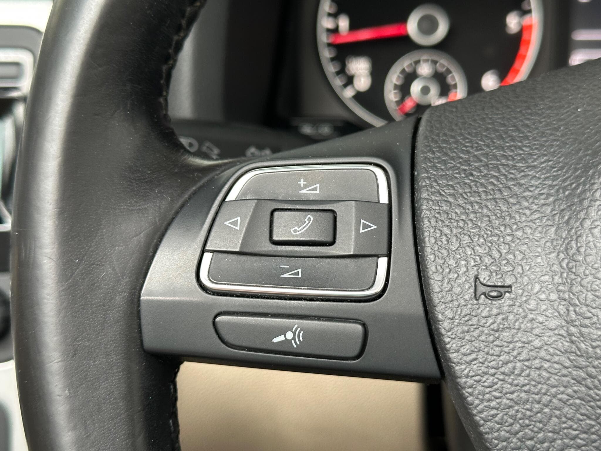 2013 Volkswagen Eos - Thumbnail 19