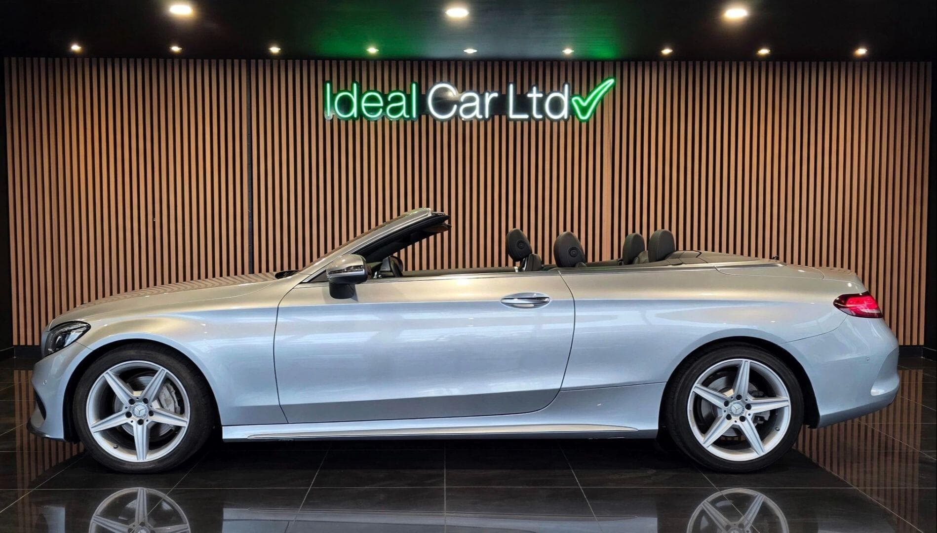 2016 Mercedes-Benz C Class - Image 4