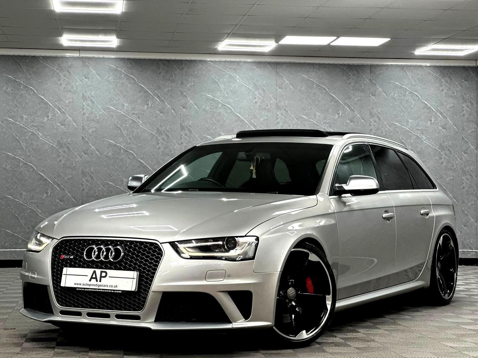 2015 Audi RS4 Avant - Thumbnail 15