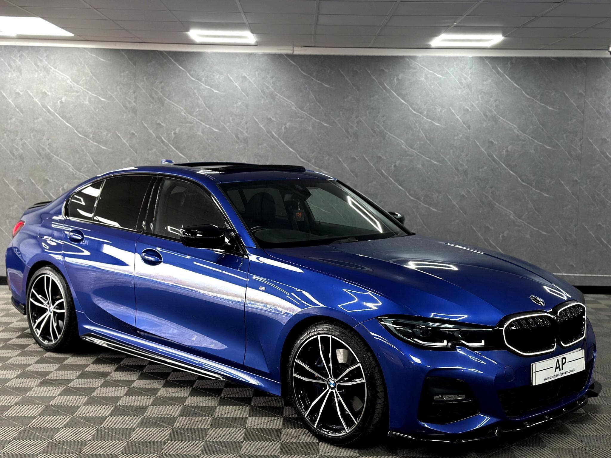 2019 BMW 3 Series - Thumbnail 28