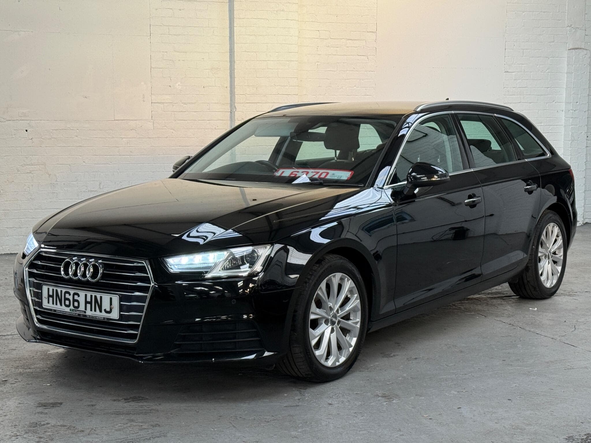 2016 Audi A4 Avant - Thumbnail 3