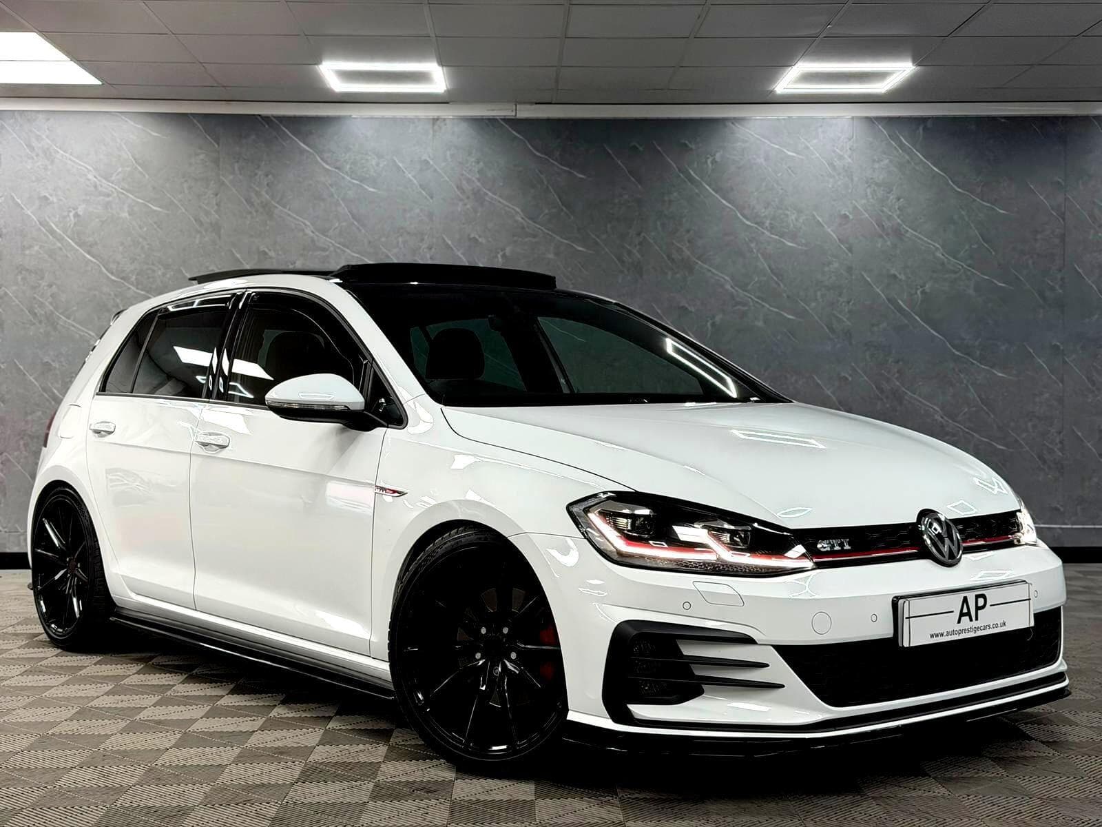 2018 Volkswagen Golf - Thumbnail 3
