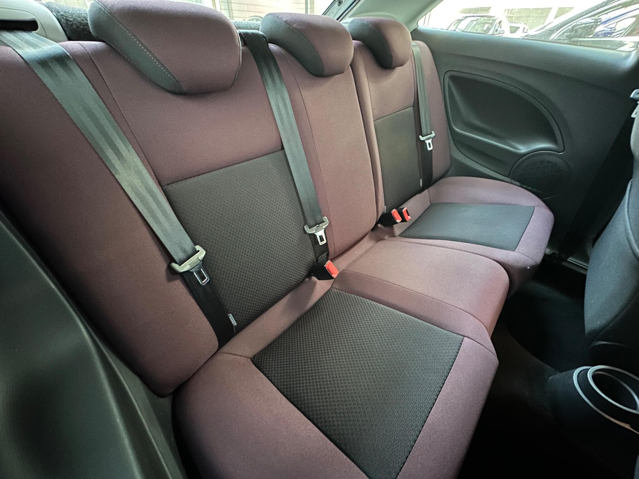 2016 SEAT Ibiza - Thumbnail 10