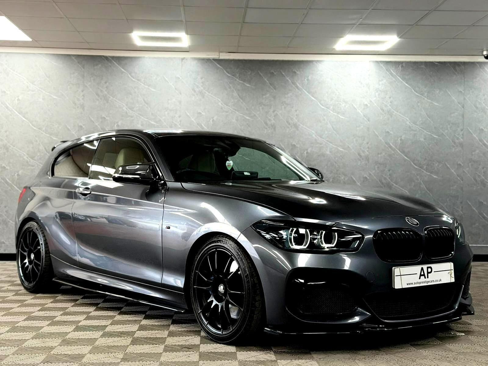 2017 BMW 1 Series - Thumbnail 6