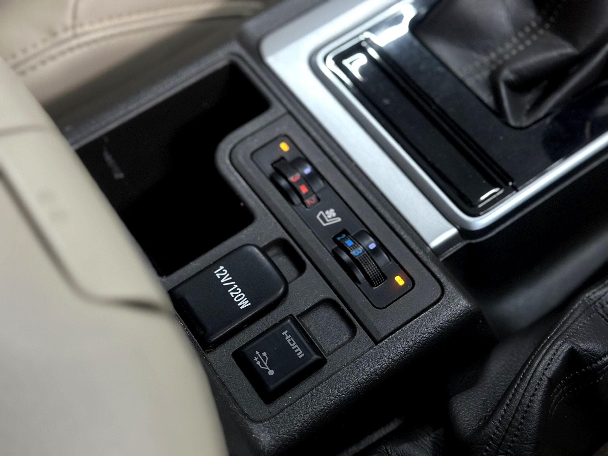 2022 Toyota Land Cruiser - Thumbnail 37