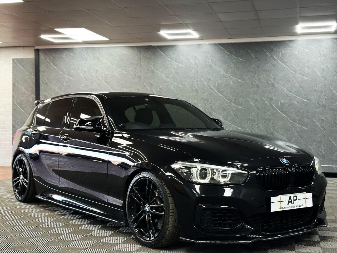 2017 BMW 1 Series - Main