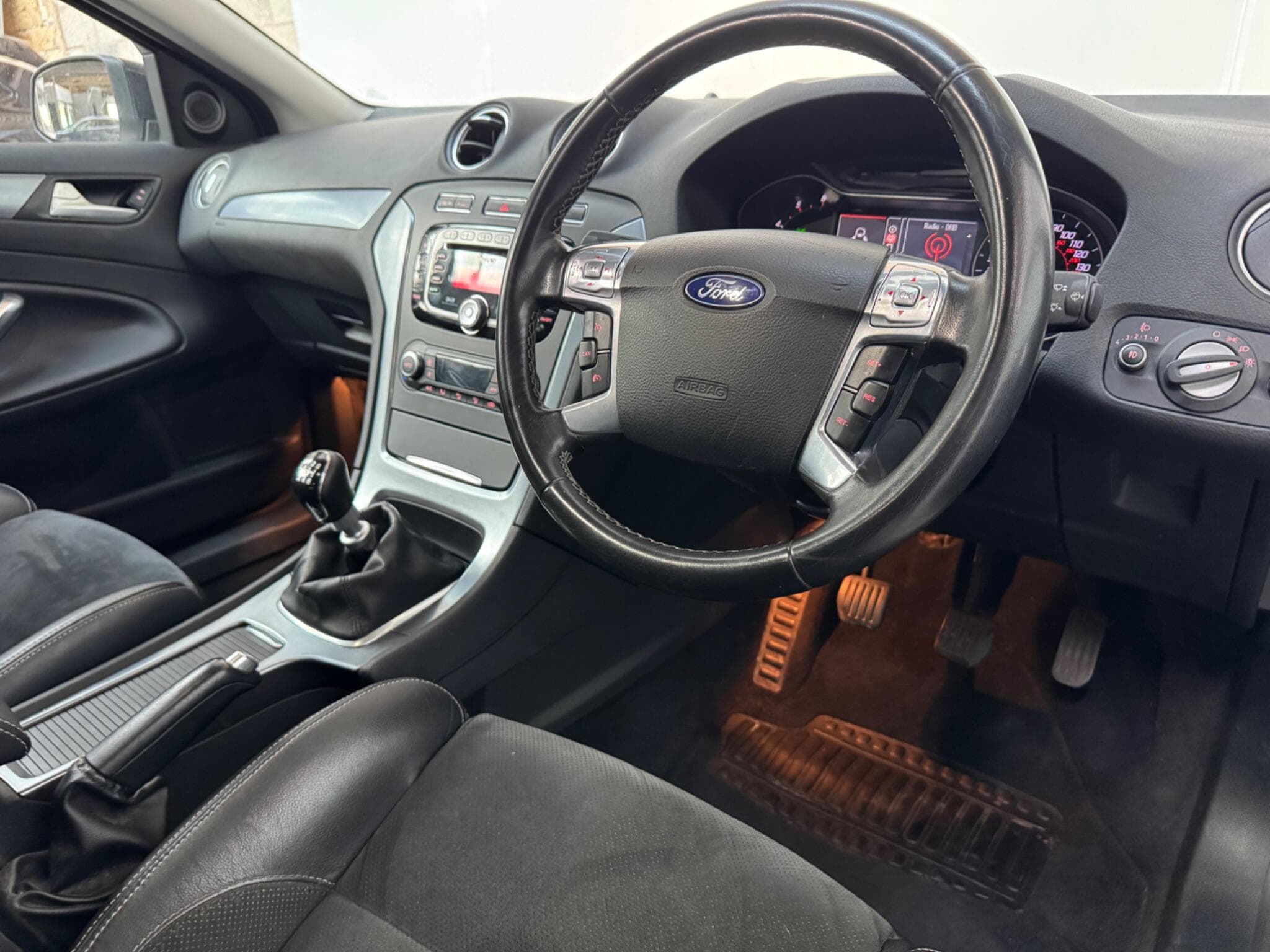 2011 Ford Mondeo - Thumbnail 4