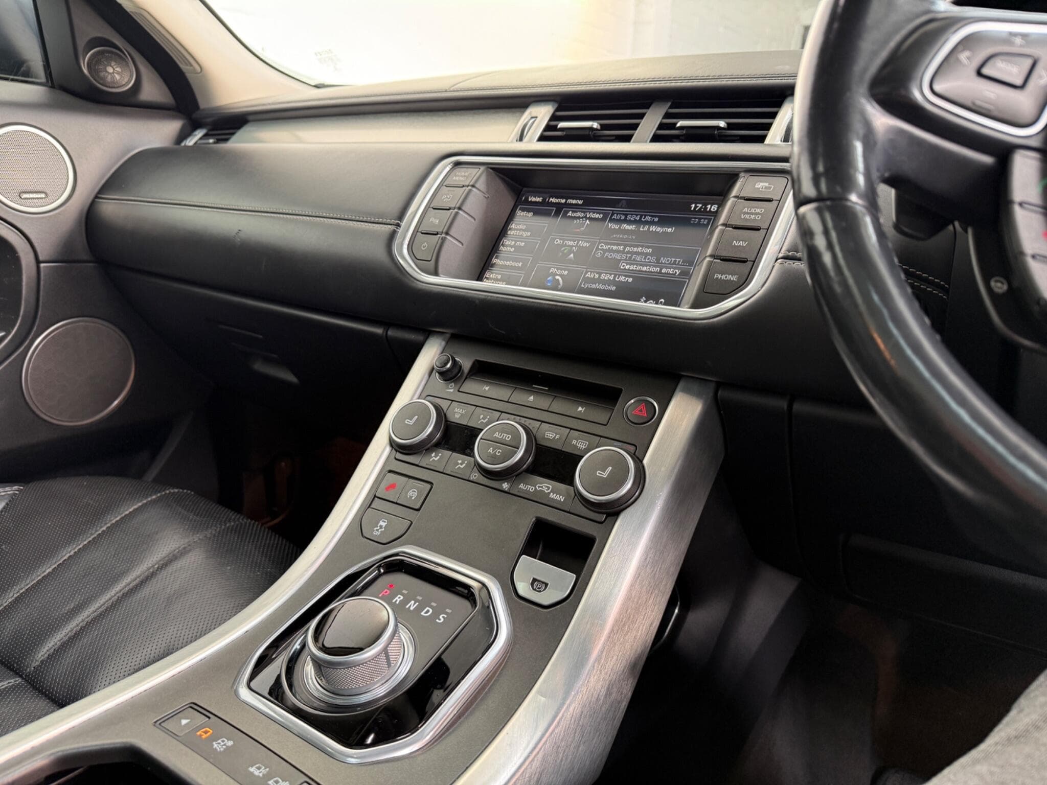 2015 Land Rover Range Rover Evoque - Thumbnail 16