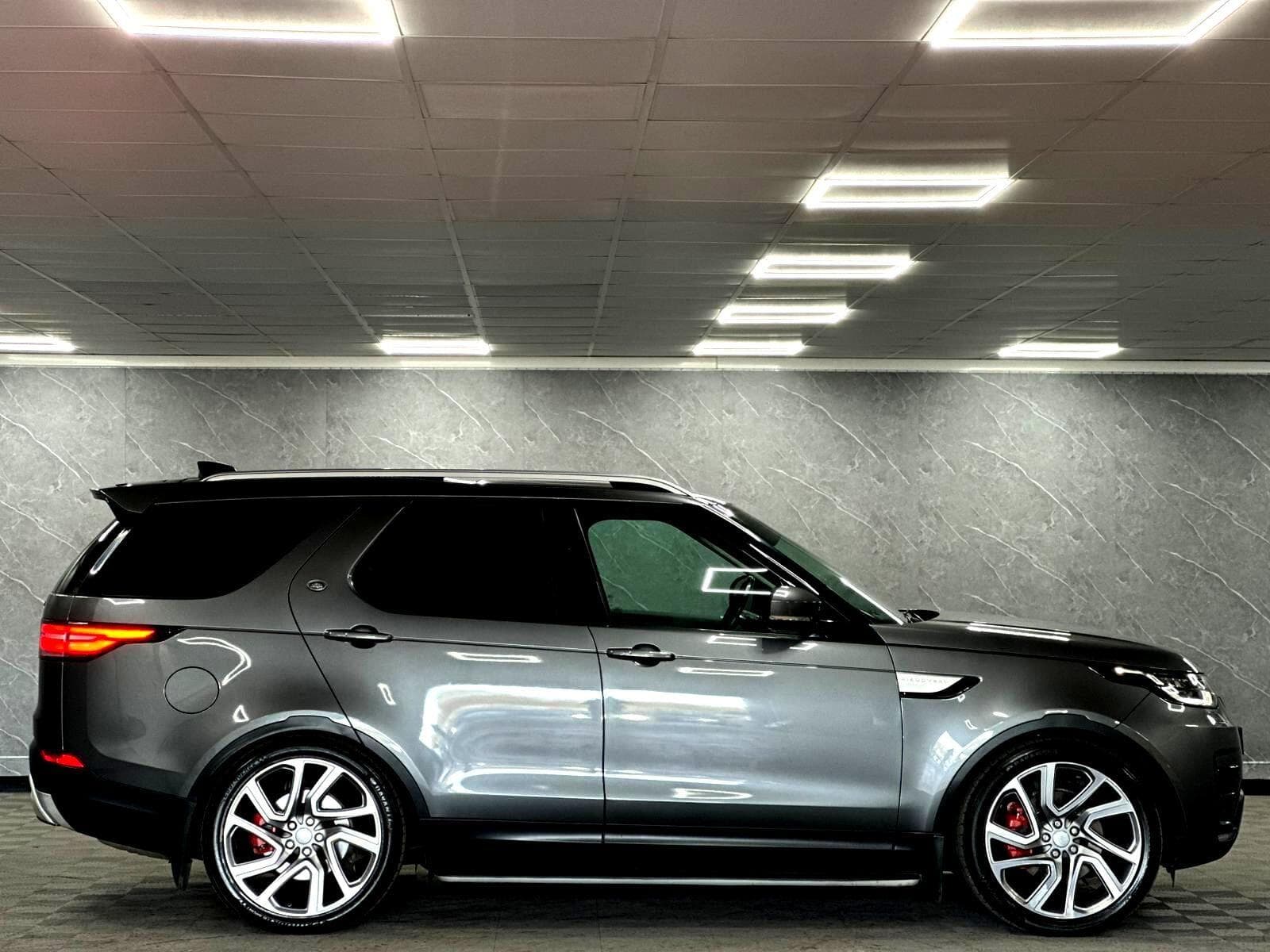 2017 Land Rover Discovery - Thumbnail 6