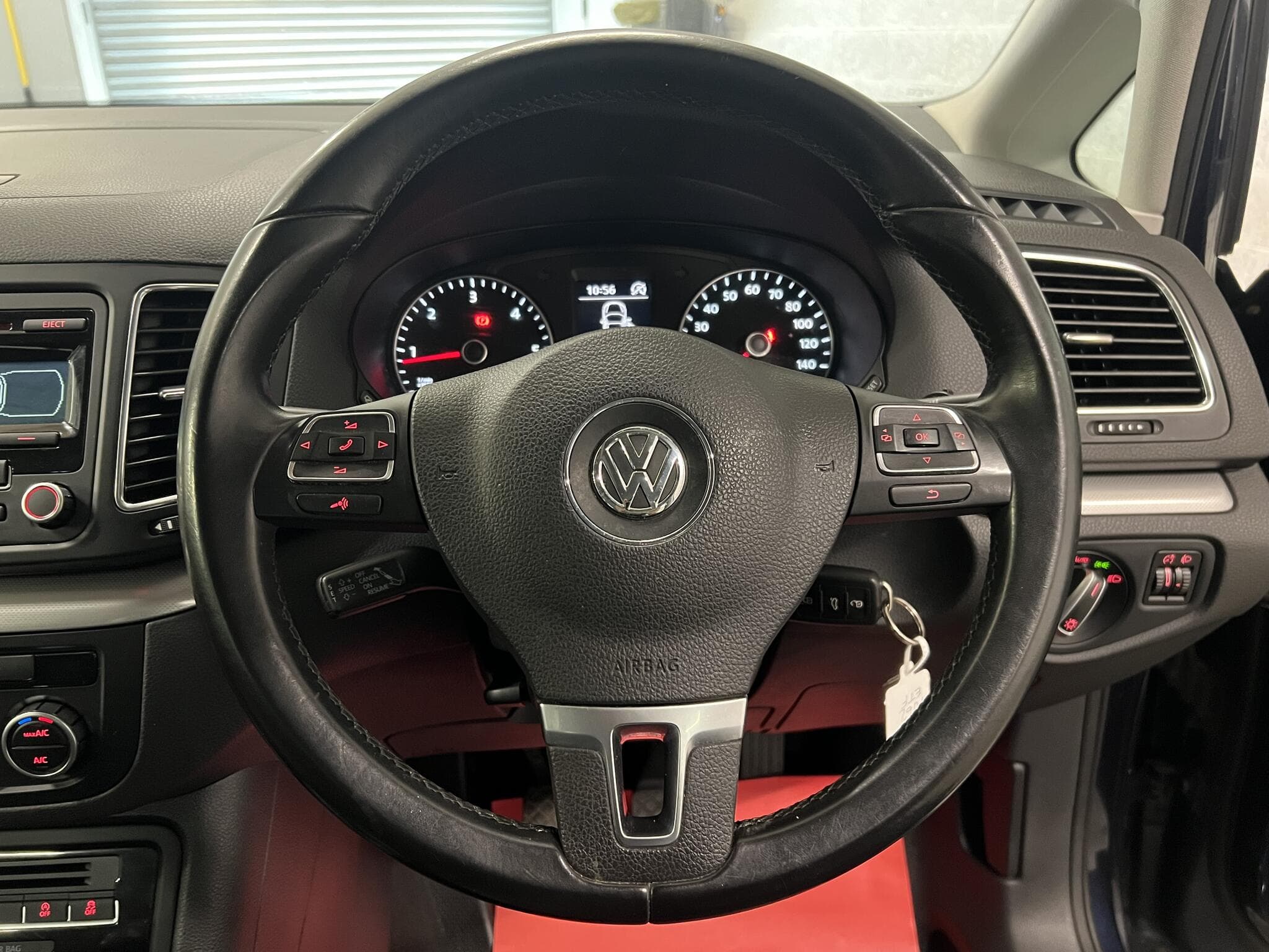 2012 Volkswagen Sharan - Thumbnail 23