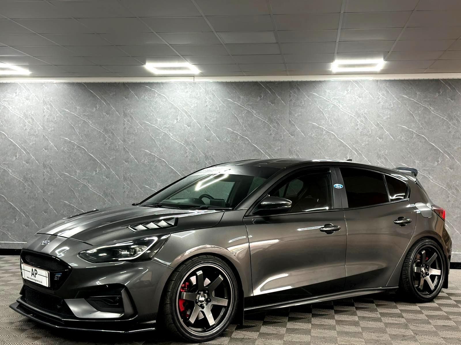 2020 Ford Focus - Thumbnail 41