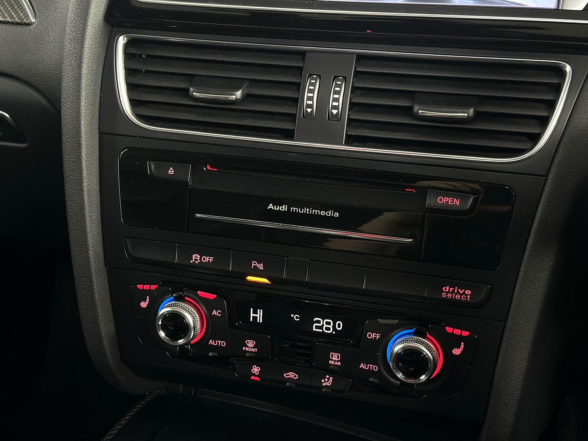 2013 Audi RS4 Avant - Thumbnail 44