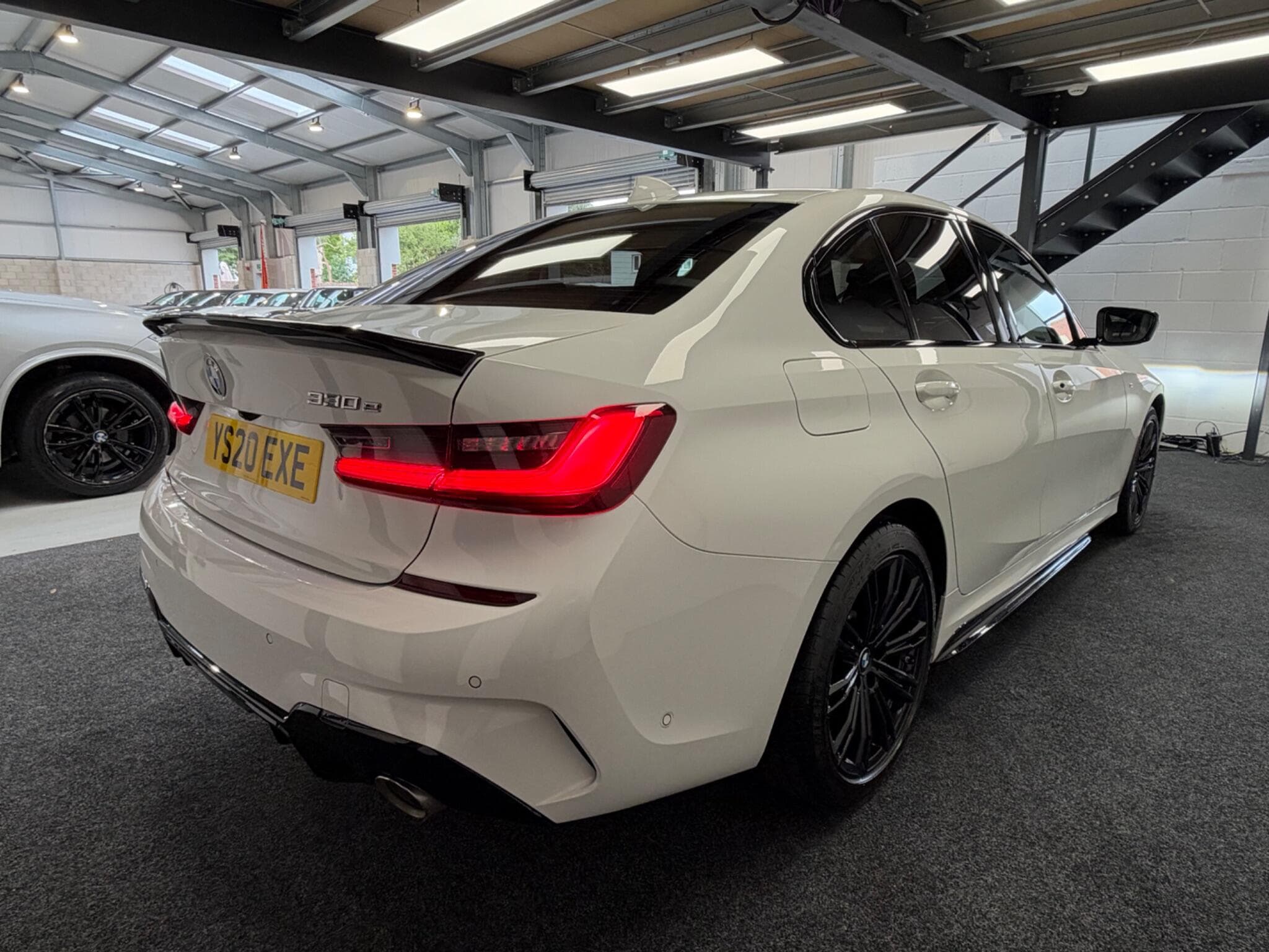 2020 BMW 3 Series - Thumbnail 13