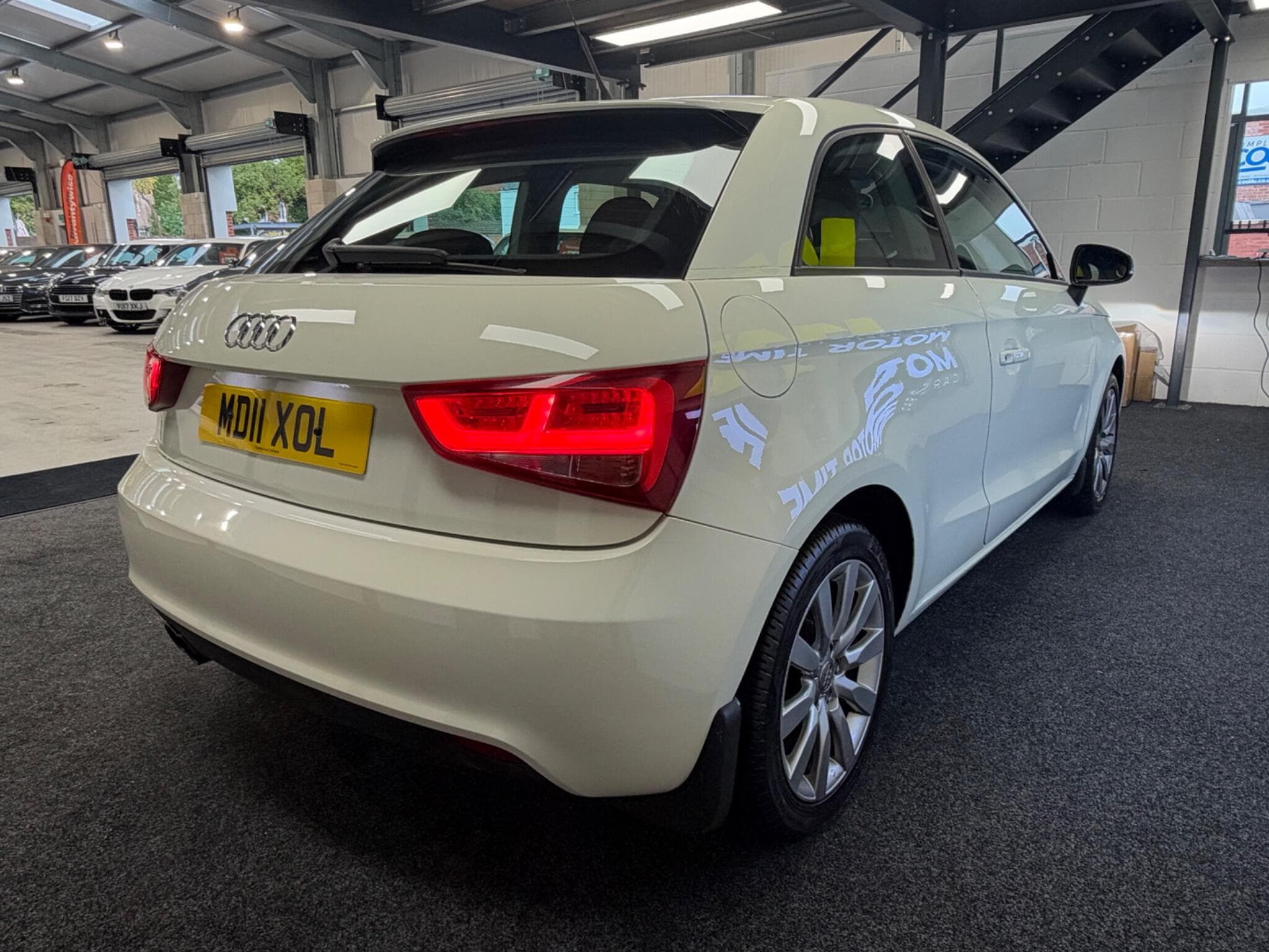 2011 Audi A1 - Thumbnail 12