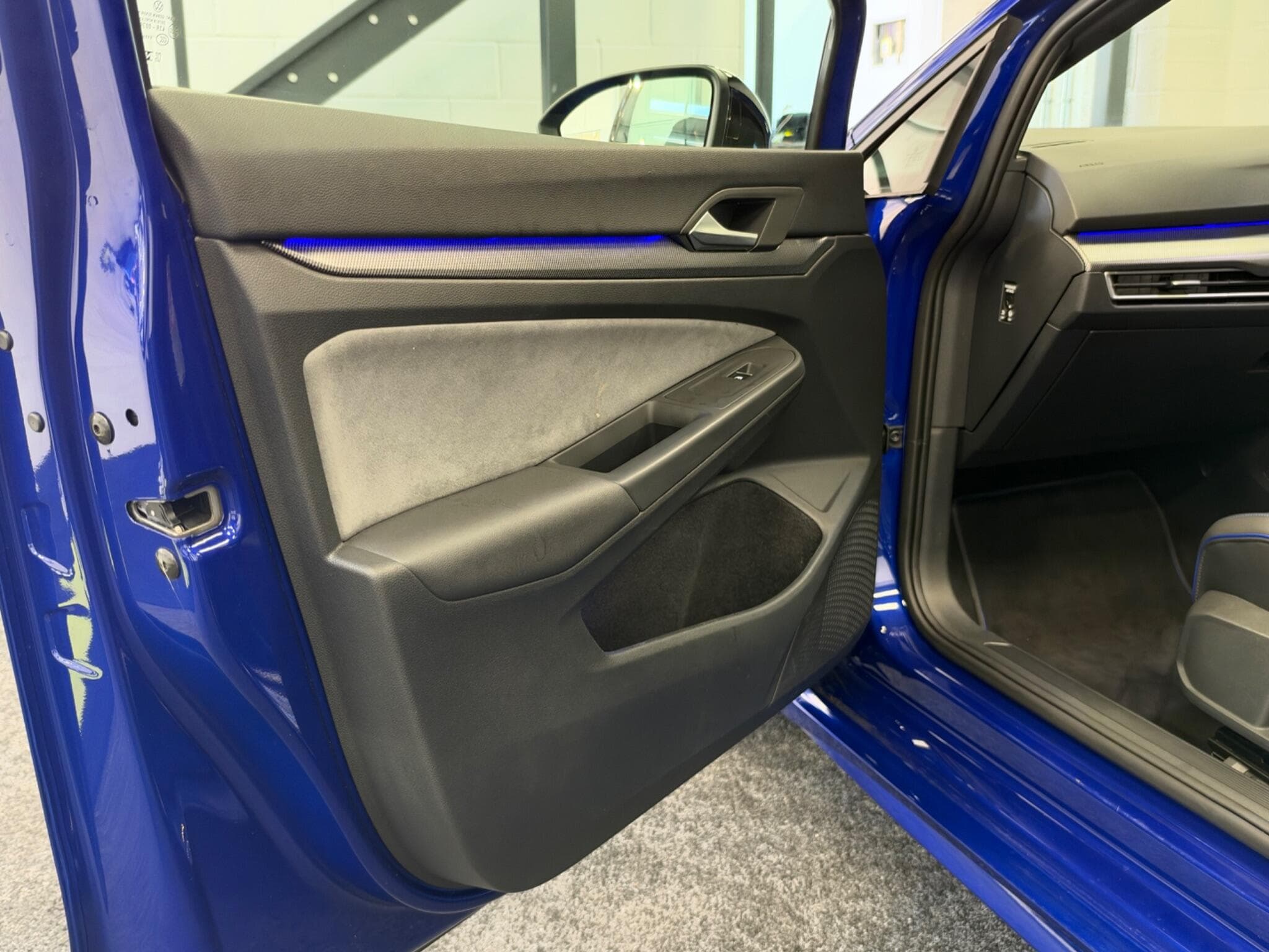 2026 Volkswagen Golf - Thumbnail 31
