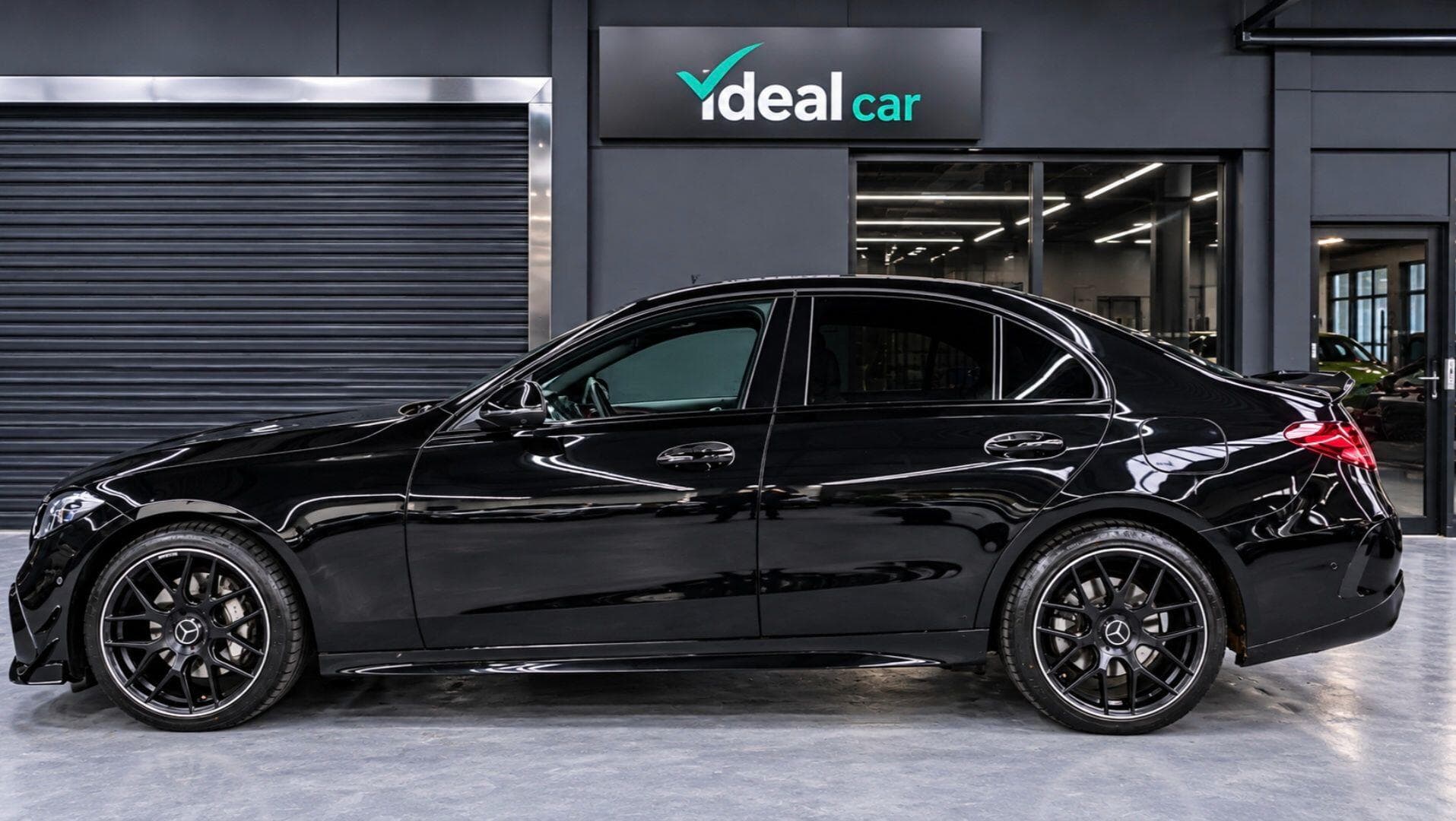2022 Mercedes-Benz C Class - Thumbnail 4