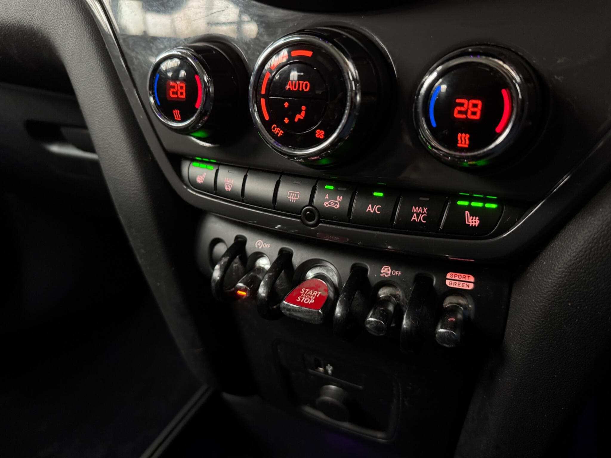 2018 MINI Countryman - Thumbnail 20