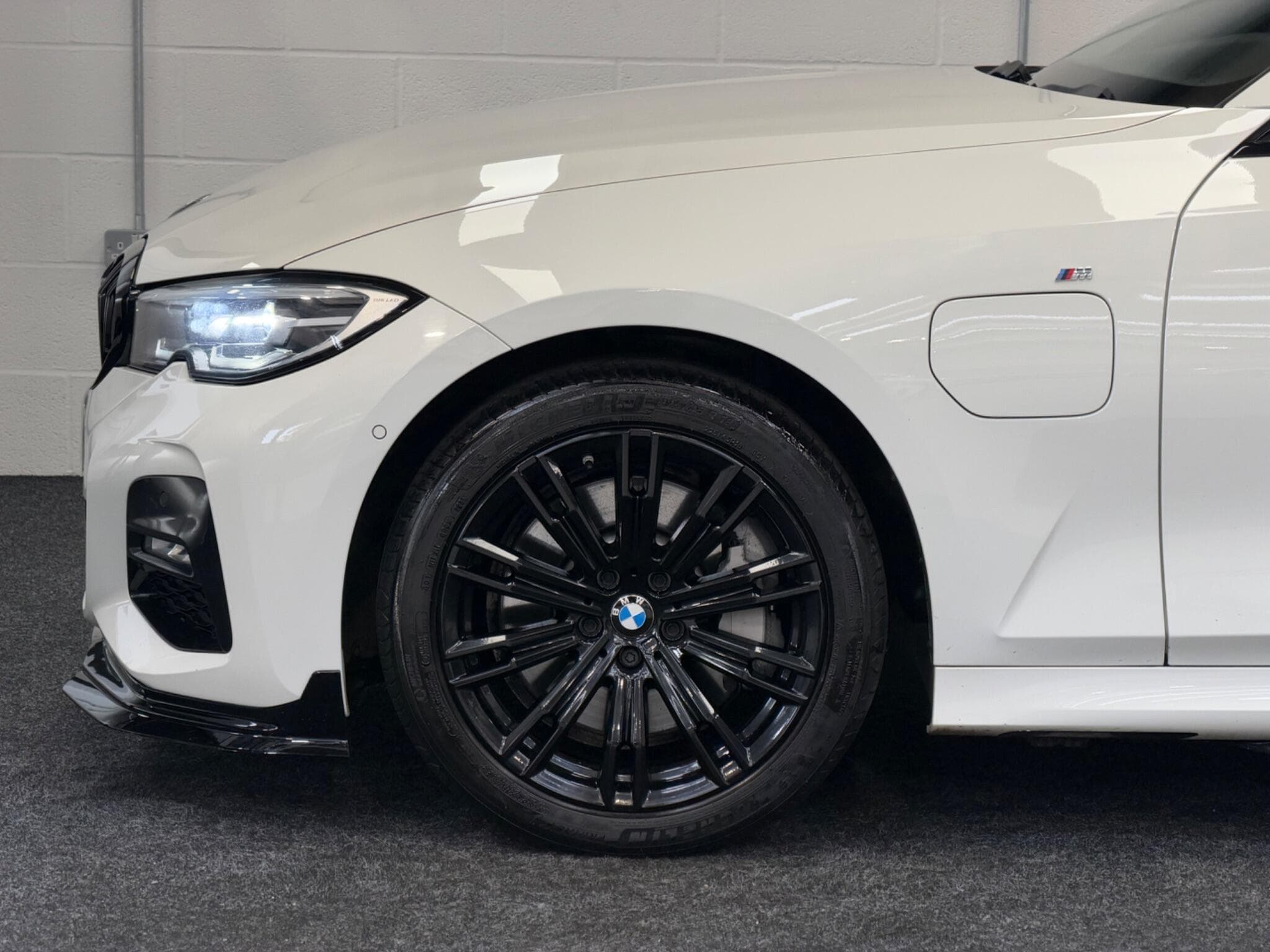 2020 BMW 3 Series - Thumbnail 33