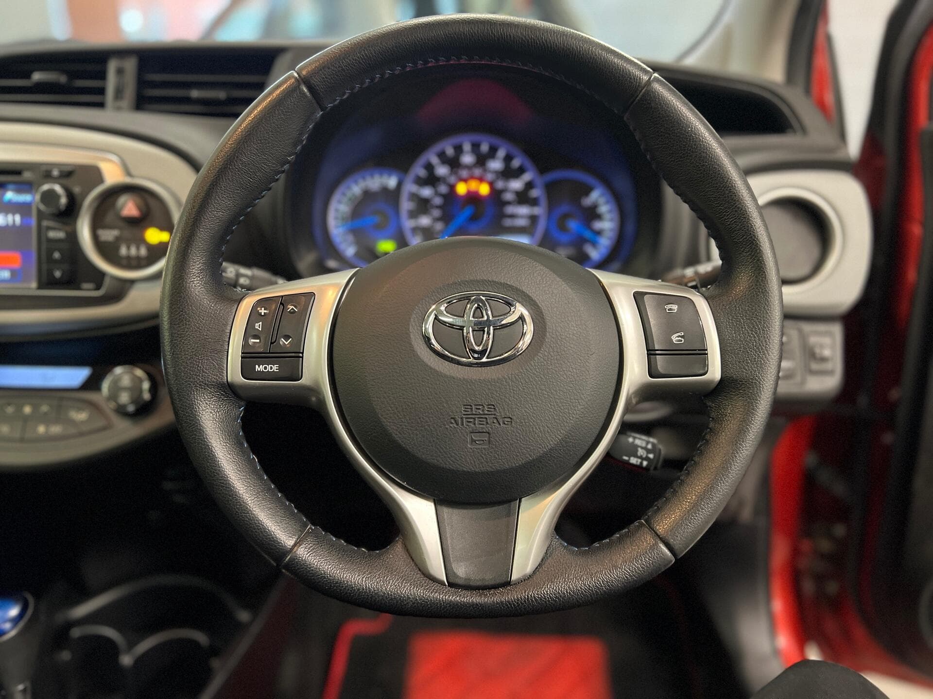 2014 Toyota Yaris - Thumbnail 26