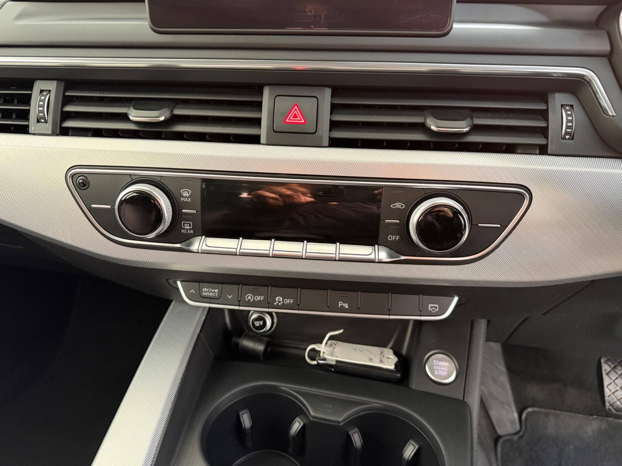 2017 Audi A4 Avant - Thumbnail 28