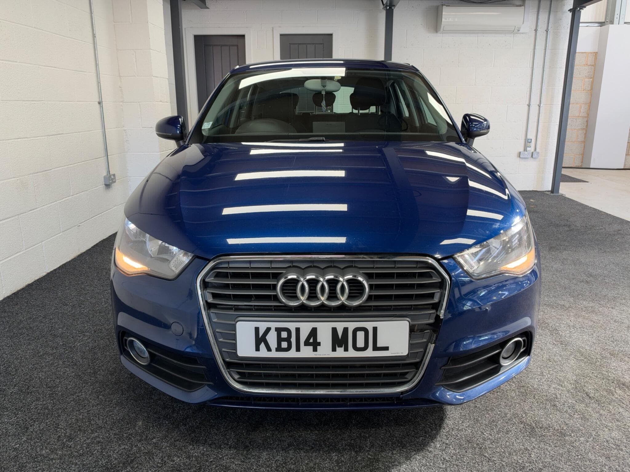2014 Audi A1 - Thumbnail 3