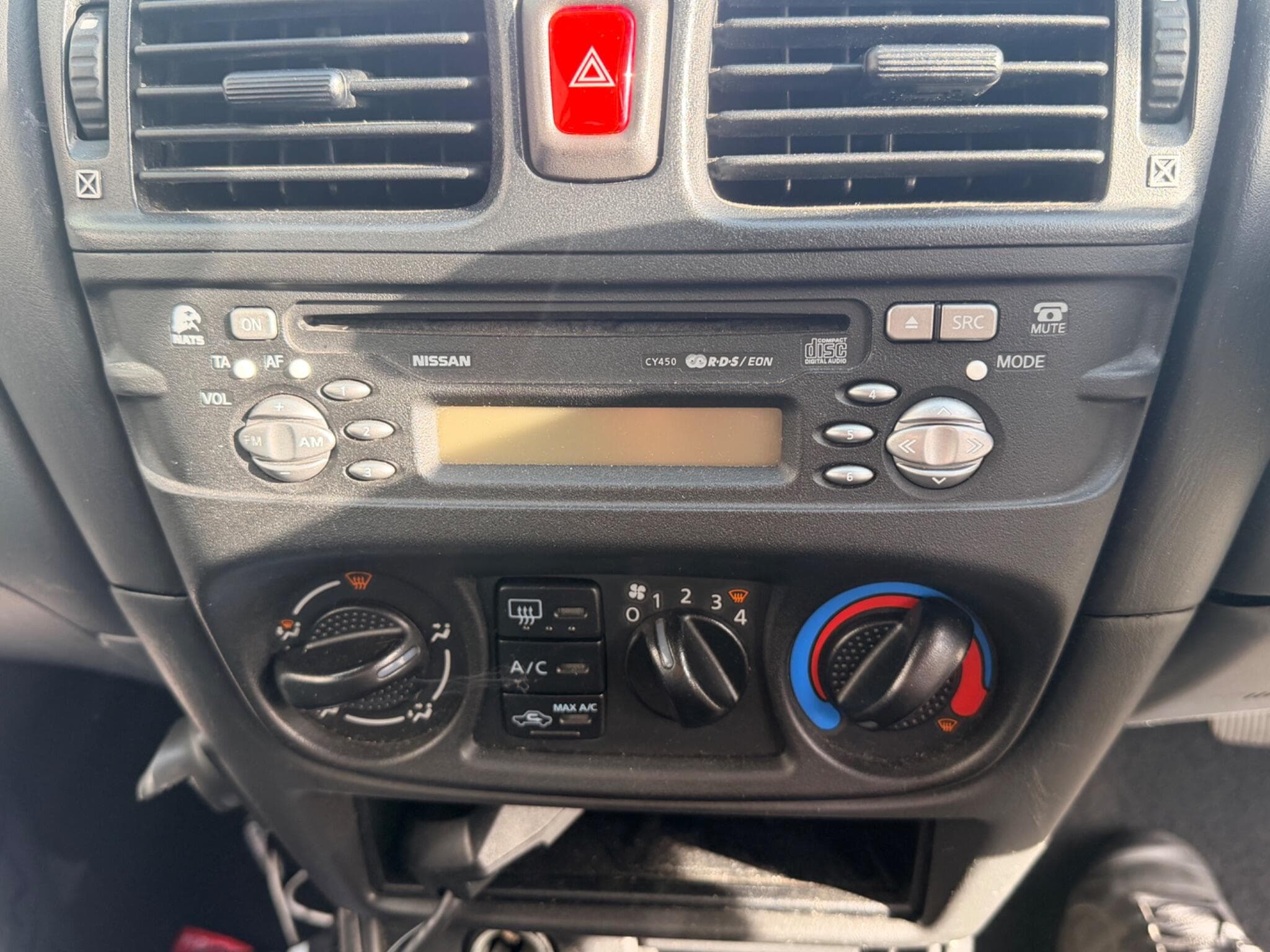 2005 Nissan Almera - Thumbnail 17