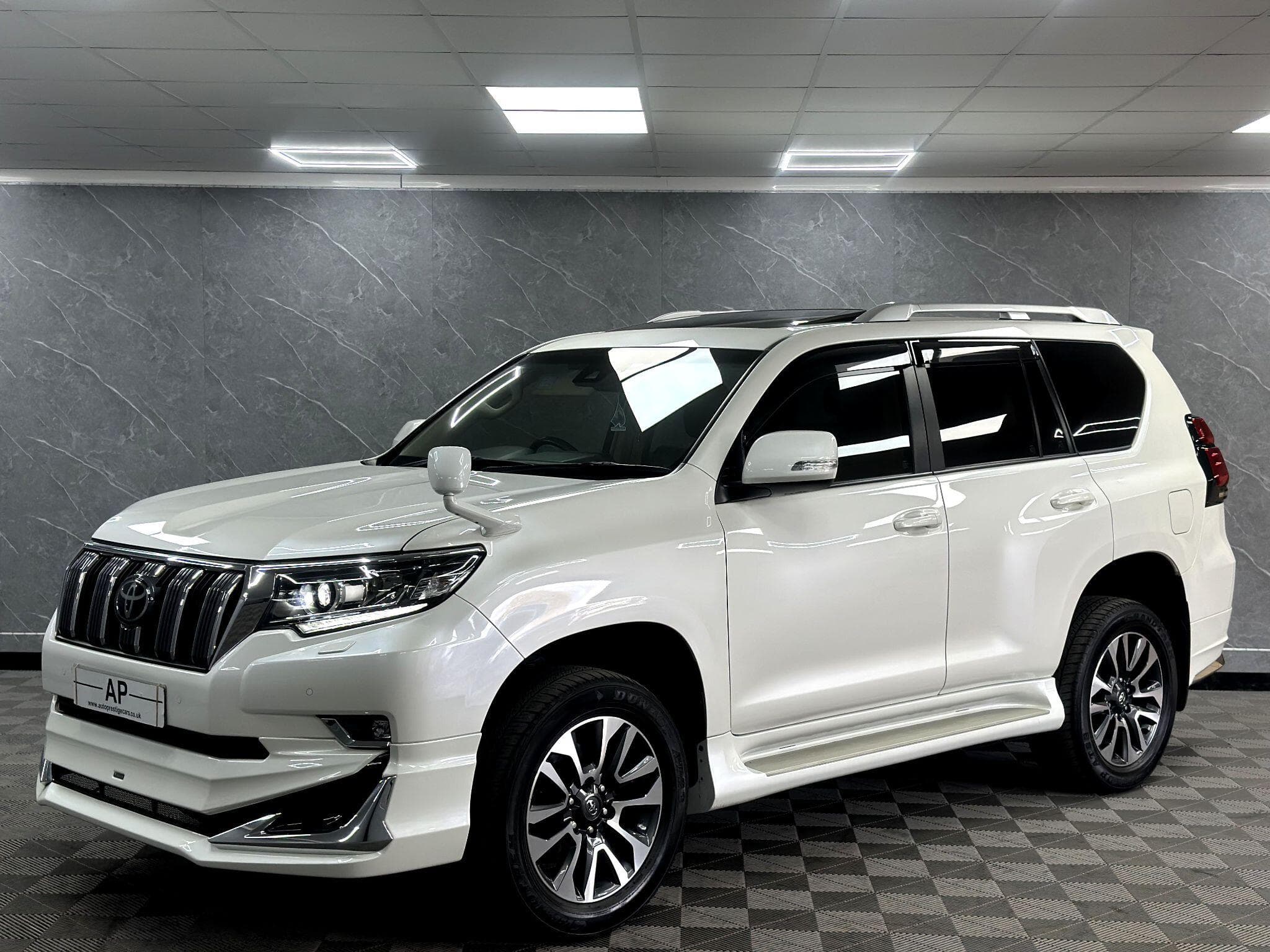 2022 Toyota Land Cruiser - Thumbnail 28