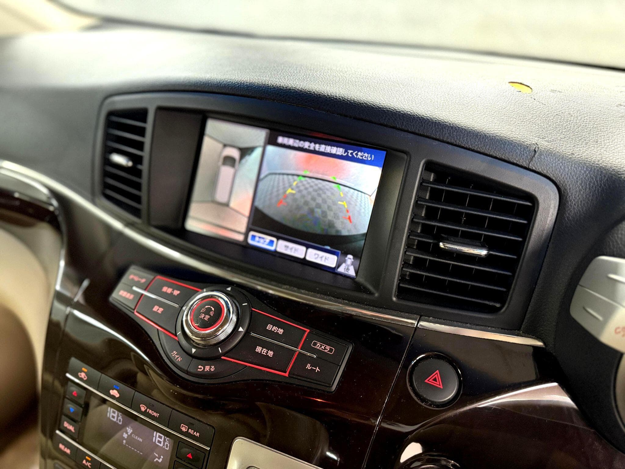 2011 Nissan Elgrand - Thumbnail 28