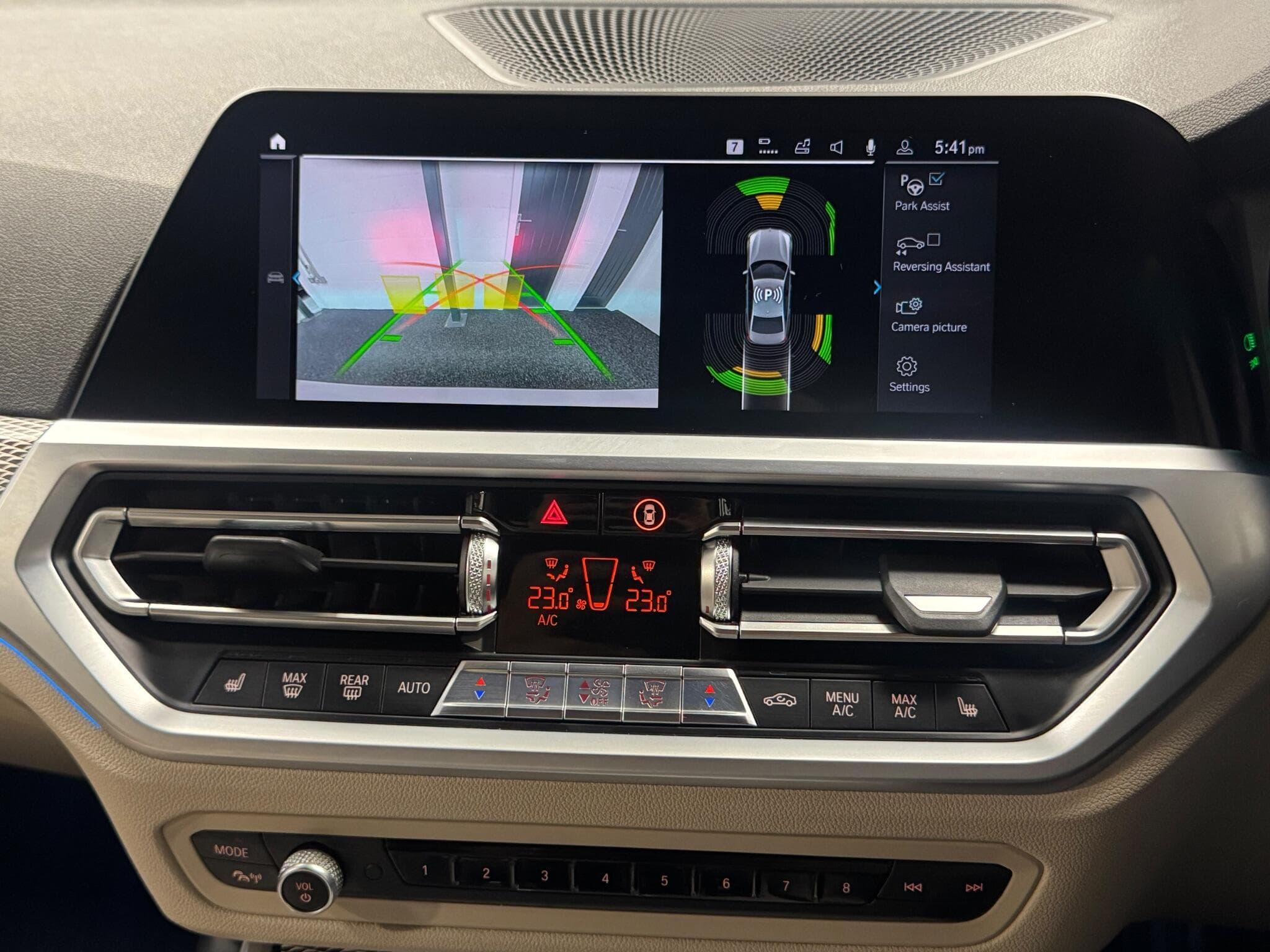 2020 BMW 3 Series - Thumbnail 37