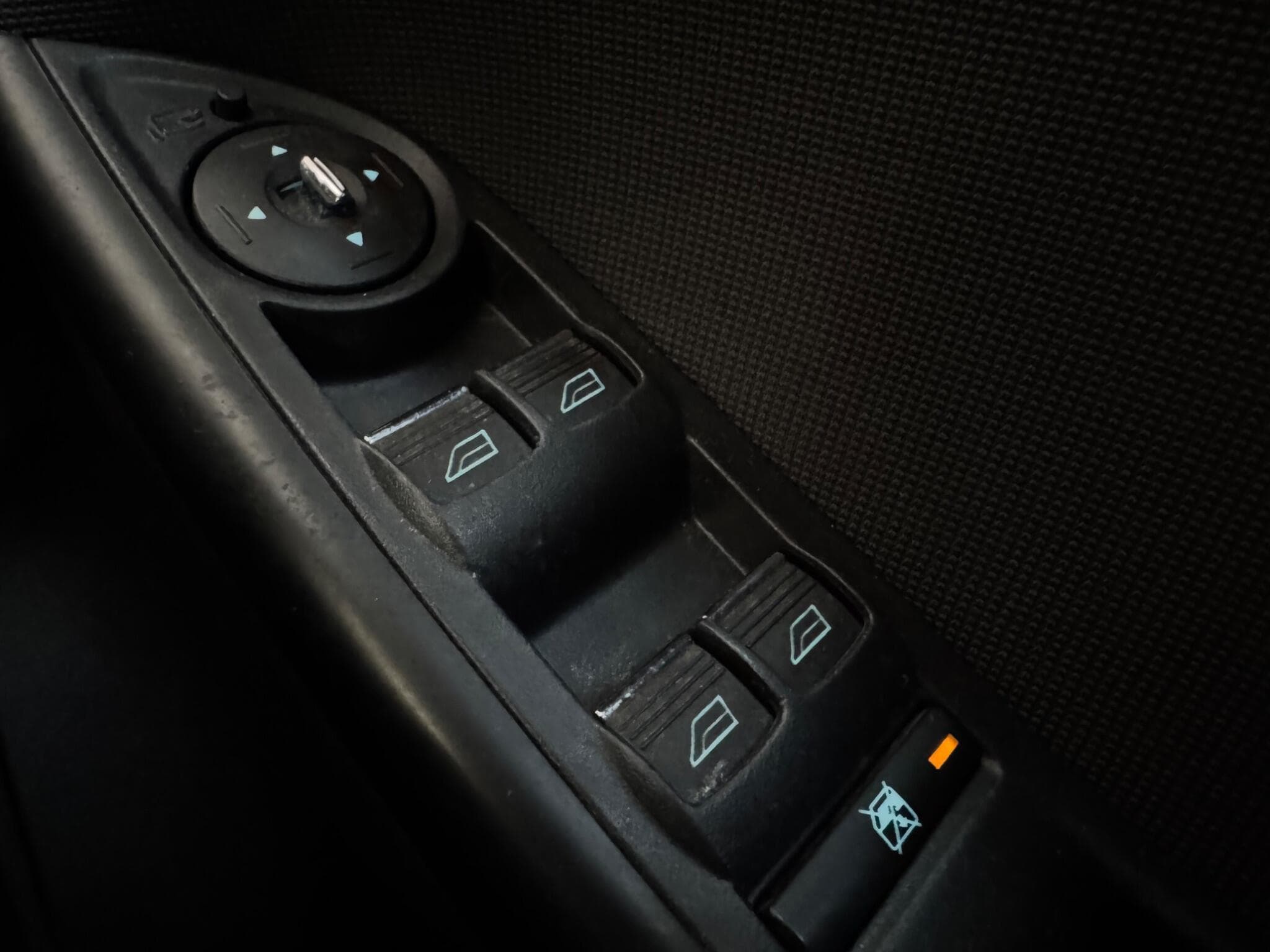 2014 Ford Focus - Thumbnail 22