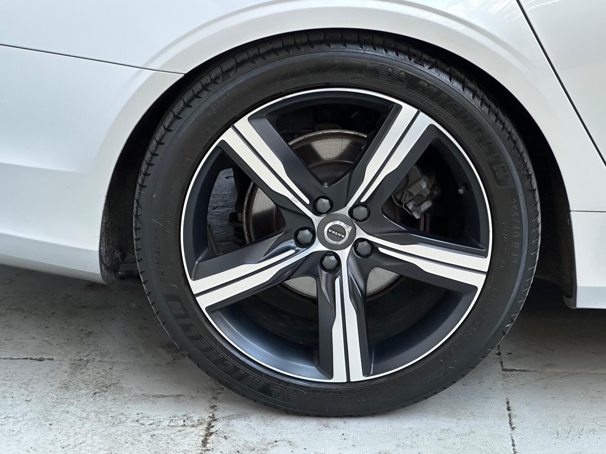 2020 Volvo V90 - Thumbnail 31