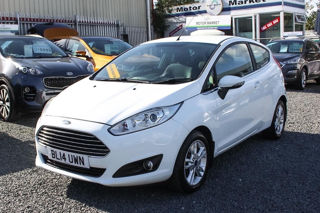 2014 Ford Fiesta - Thumbnail 3