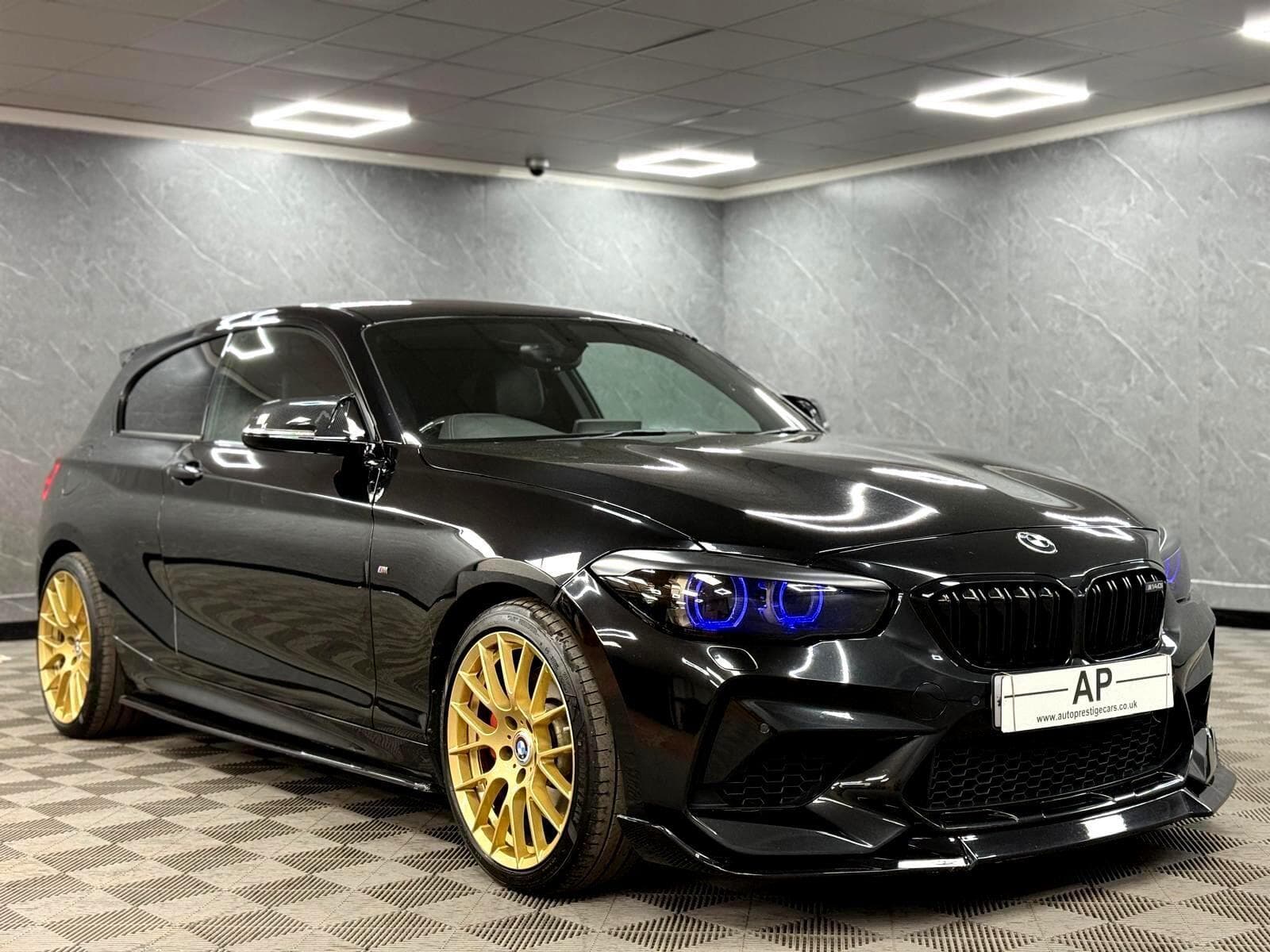 2017 BMW 1 Series - Thumbnail 8