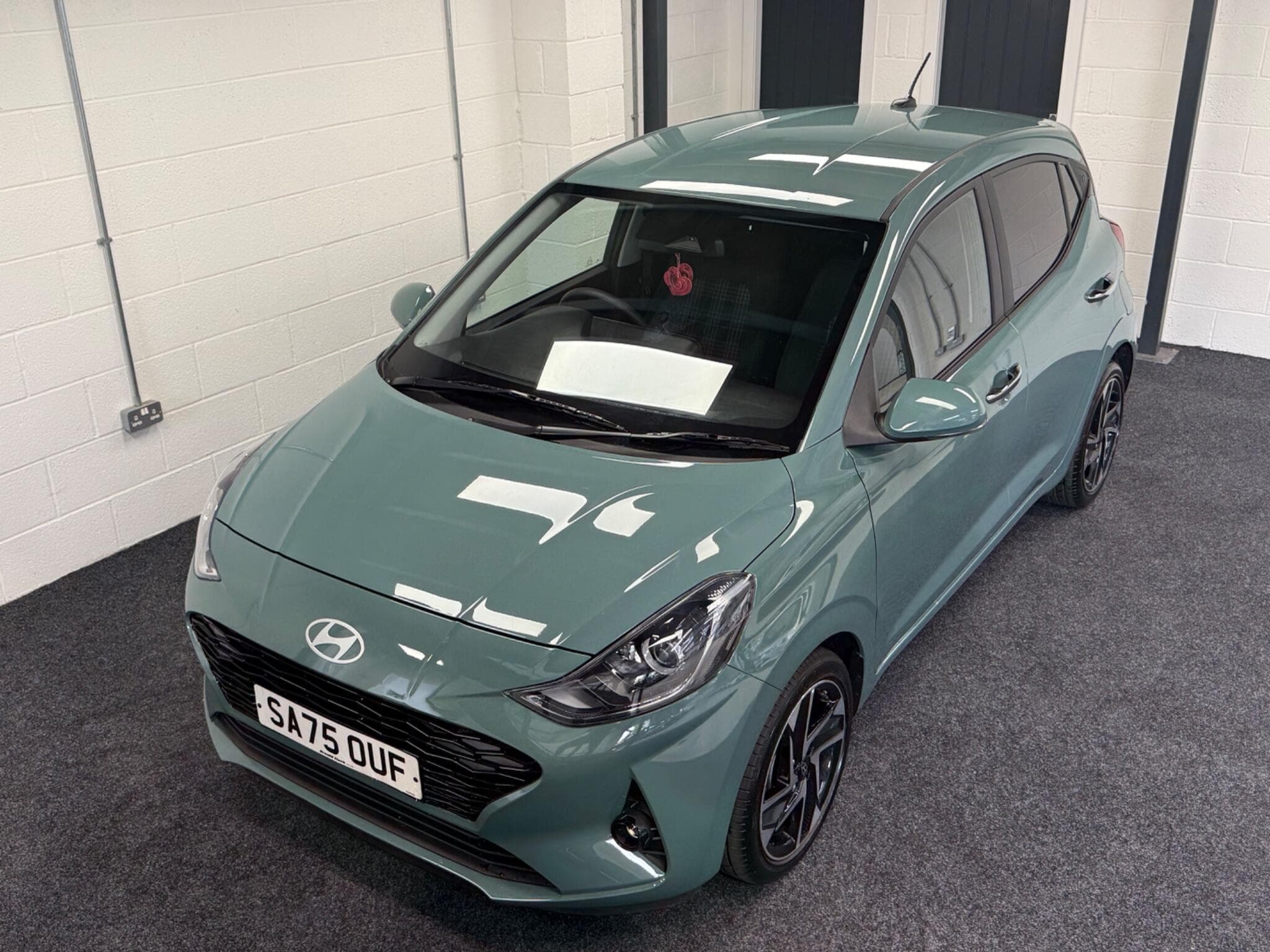 2025 Hyundai i10 - Thumbnail 6