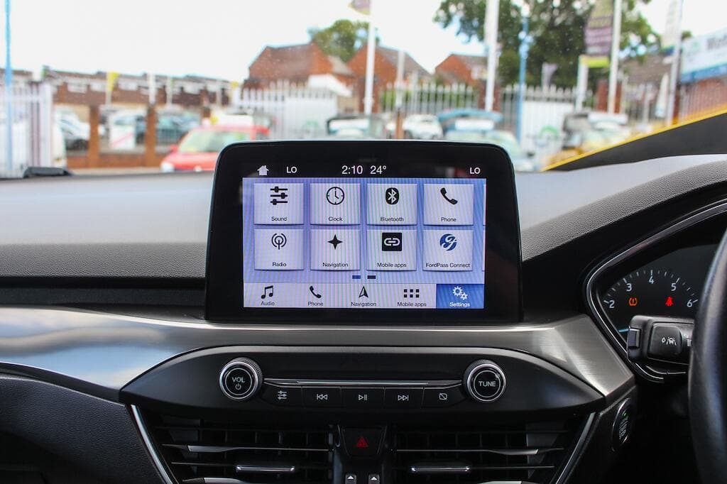 2019 Ford Focus - Thumbnail 39
