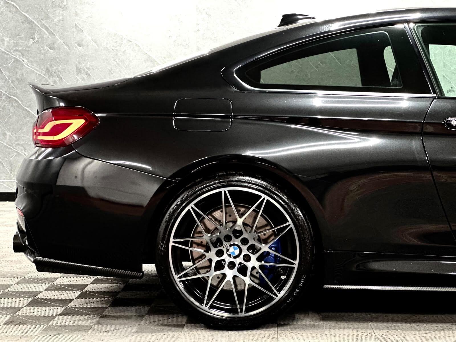 2017 BMW M4 - Thumbnail 27