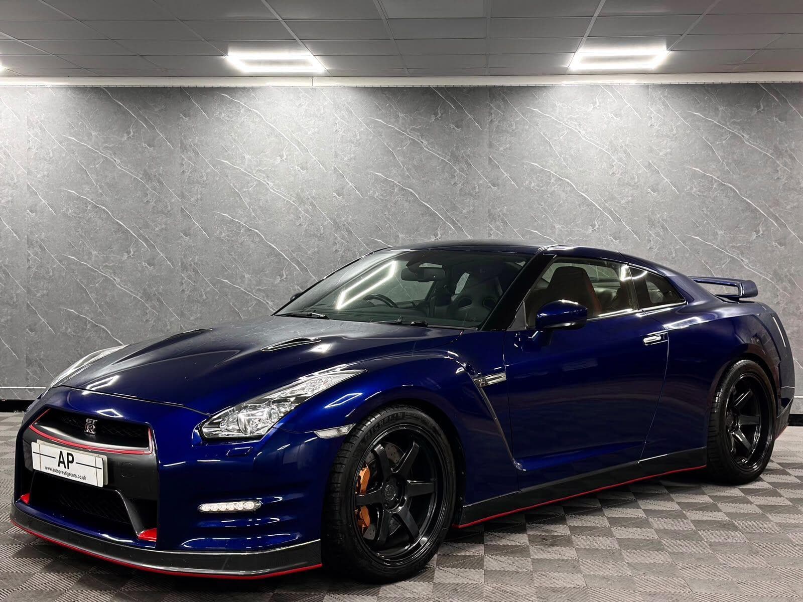 2012 Nissan GT-R - Thumbnail 21