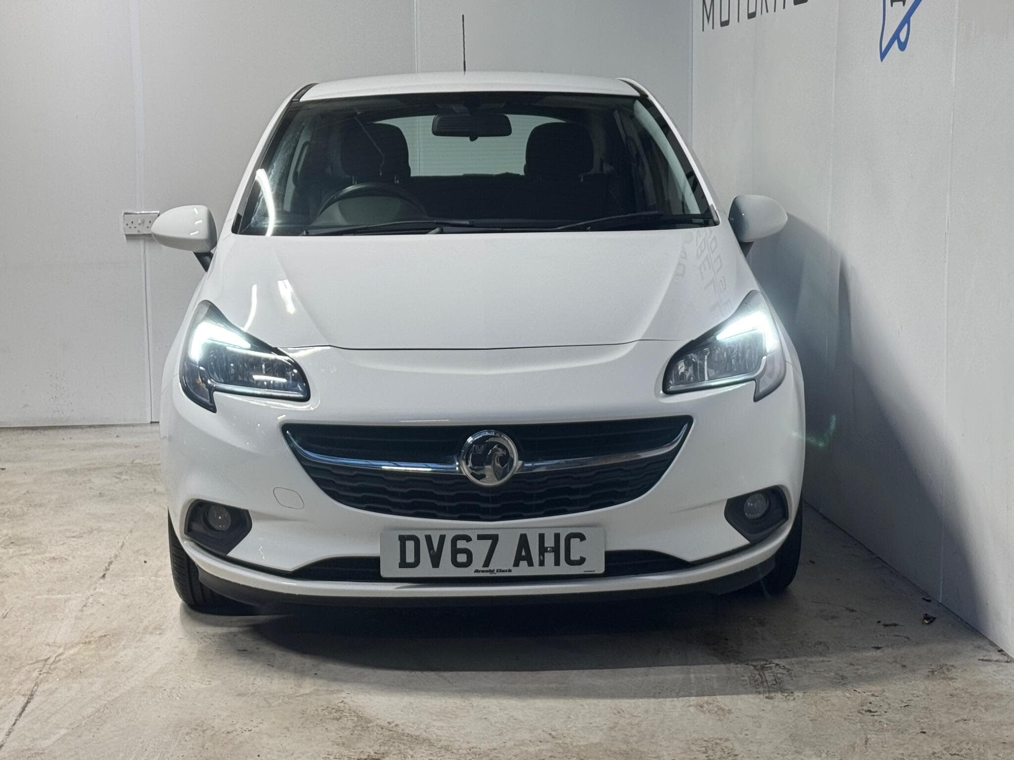 2018 Vauxhall Corsa - Thumbnail 2