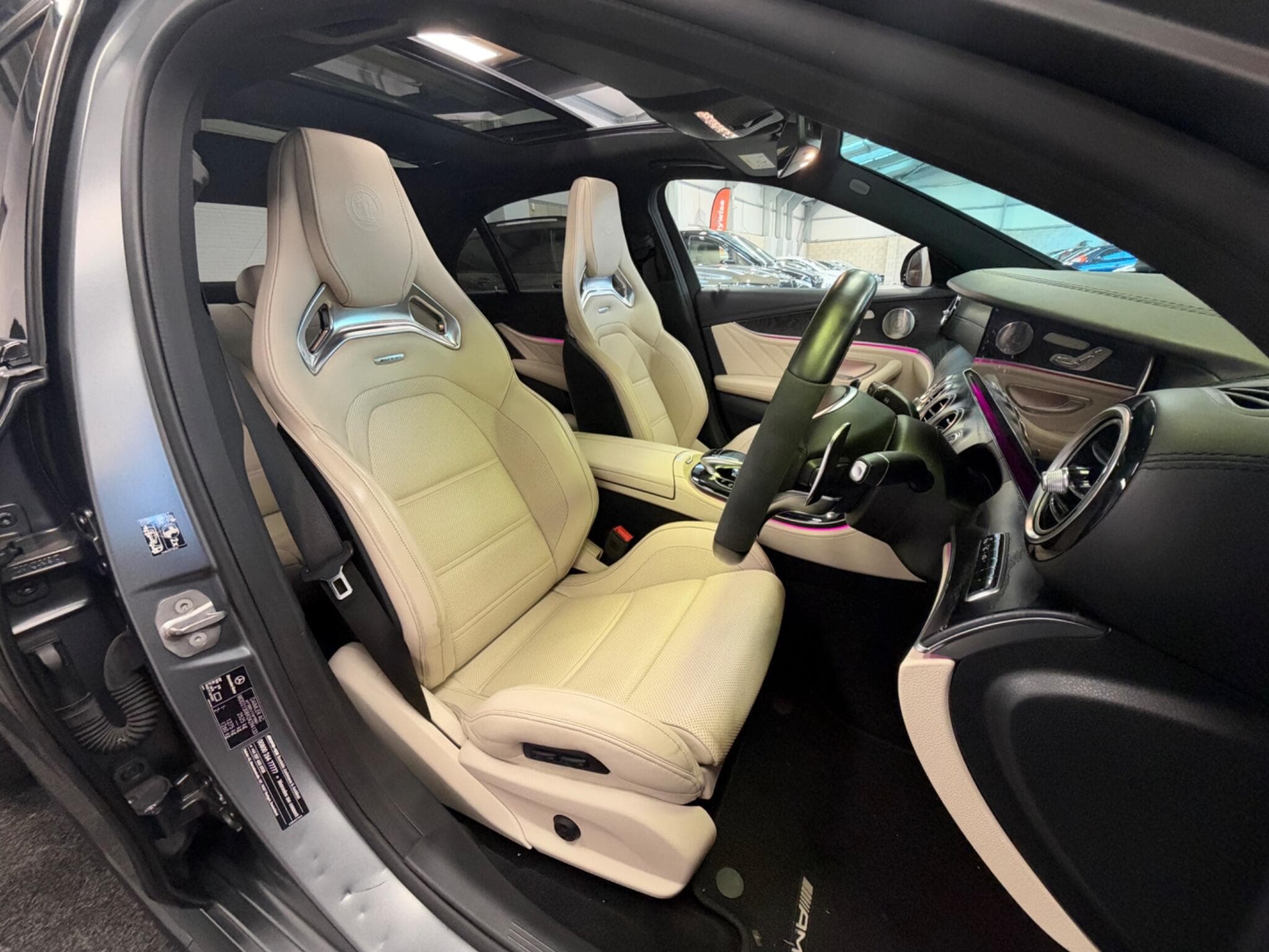 2017 Mercedes-Benz E Class - Thumbnail 32