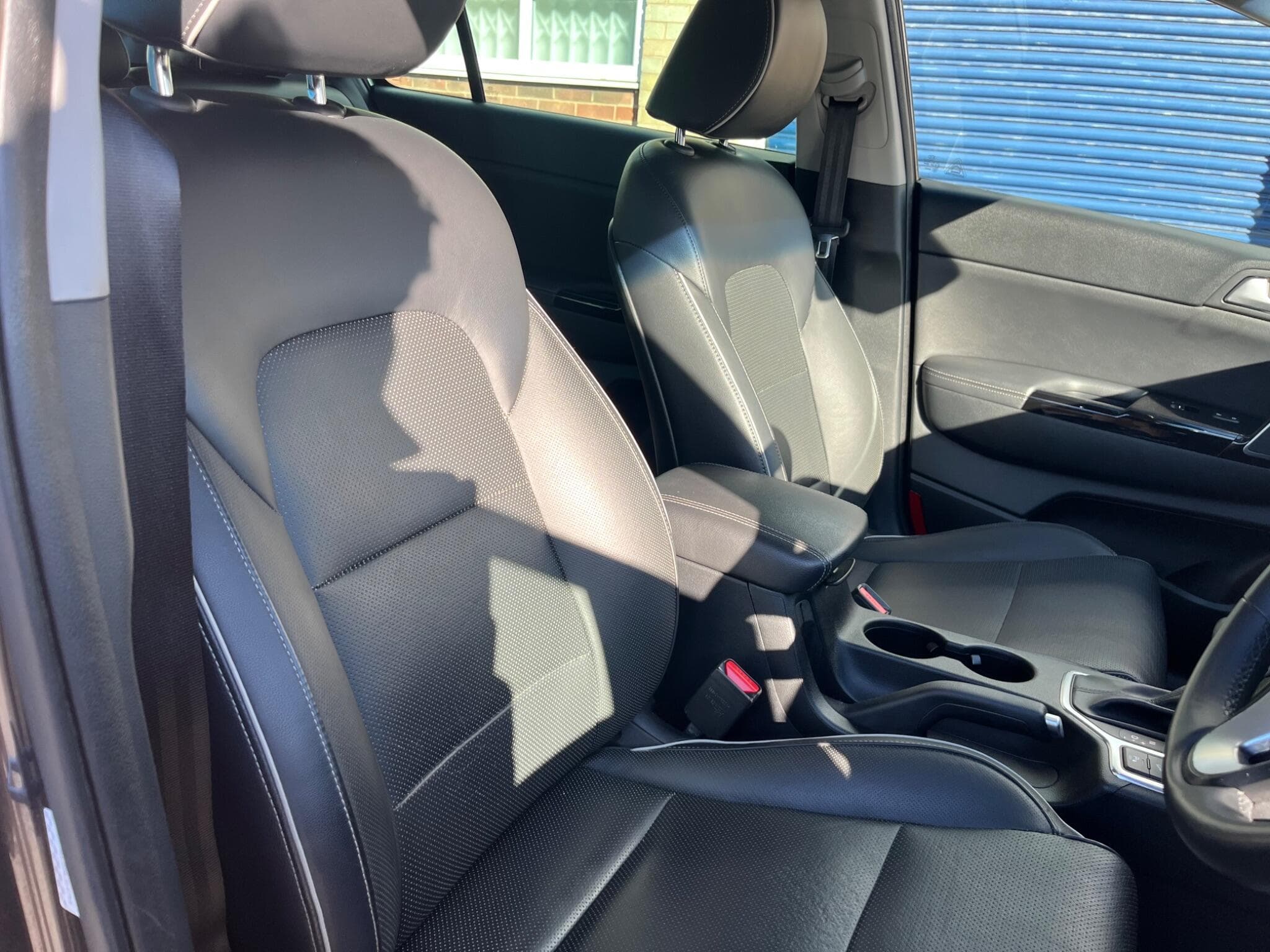 2017 Kia Sportage - Thumbnail 11