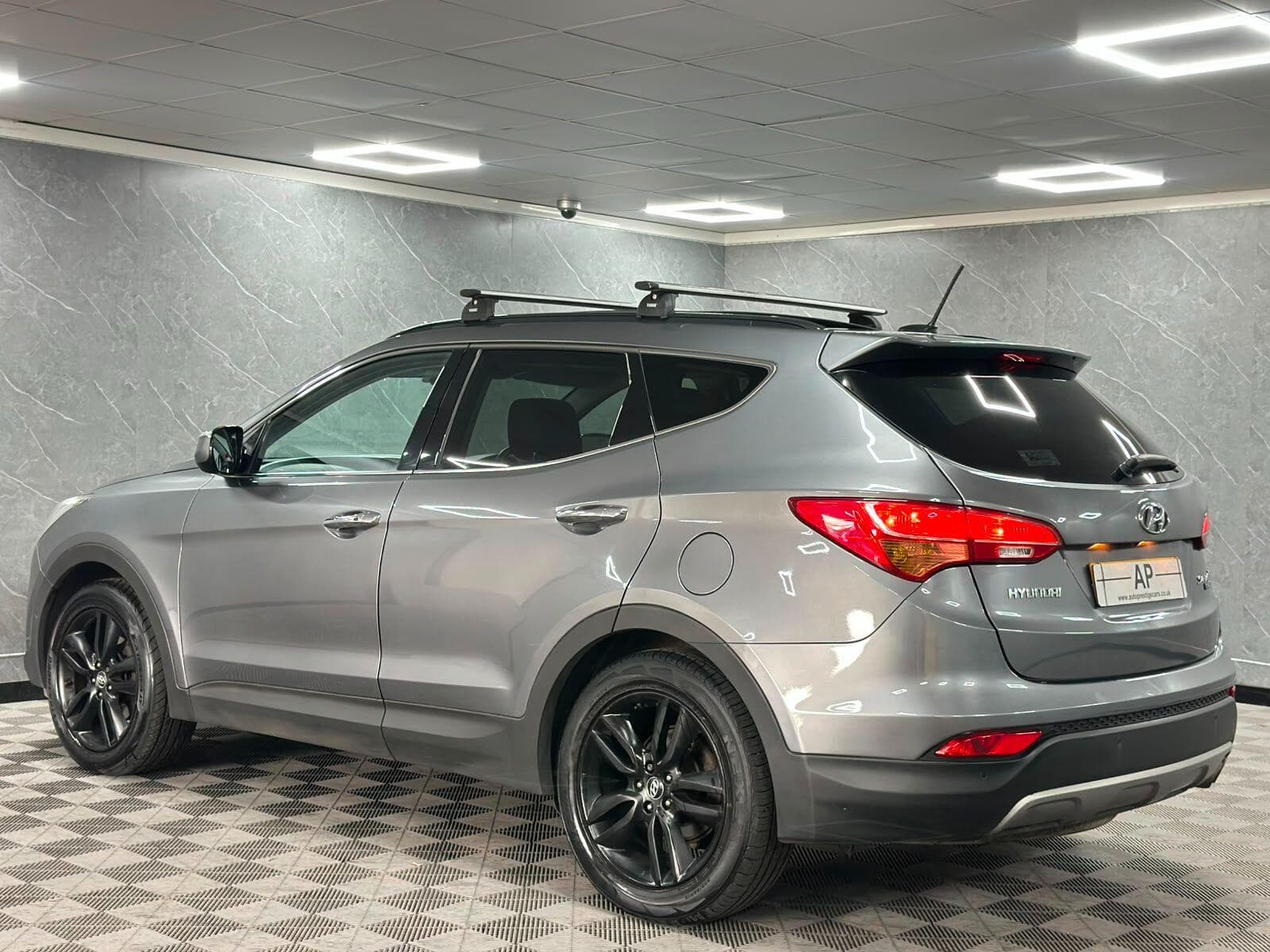 2013 Hyundai Santa Fe - Thumbnail 5