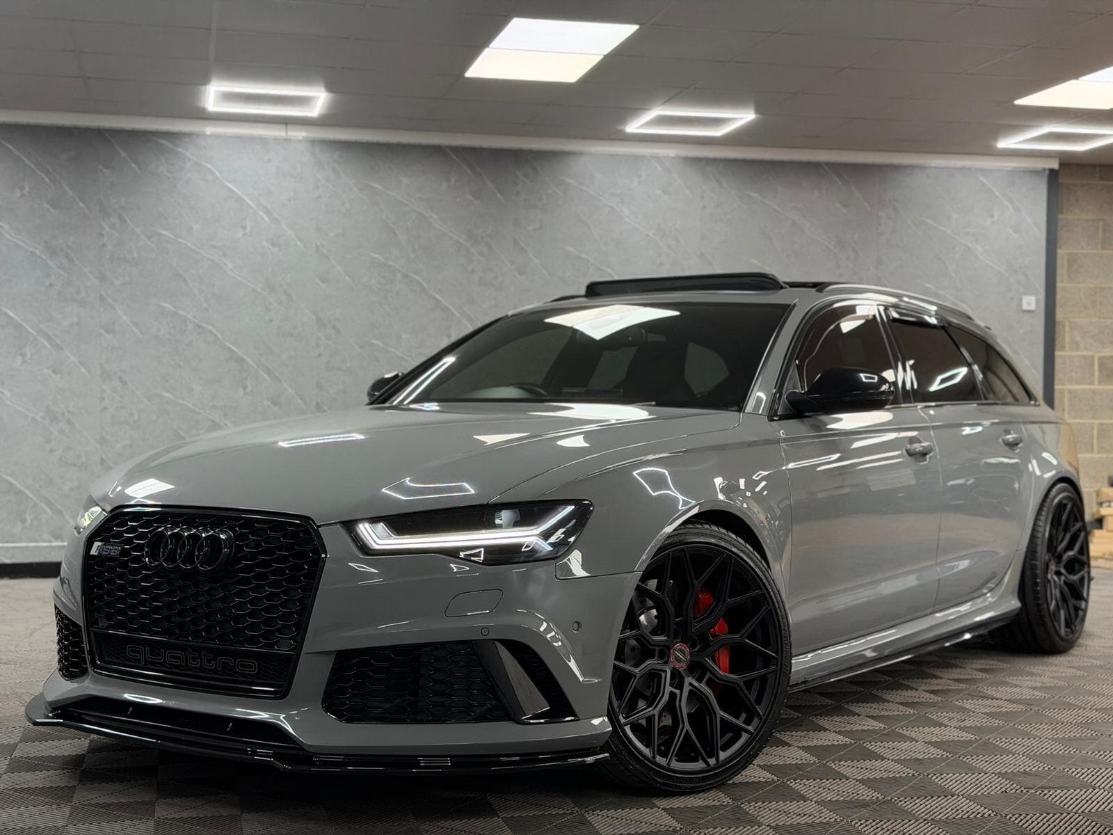 2016 Audi RS6 Avant - Thumbnail 26