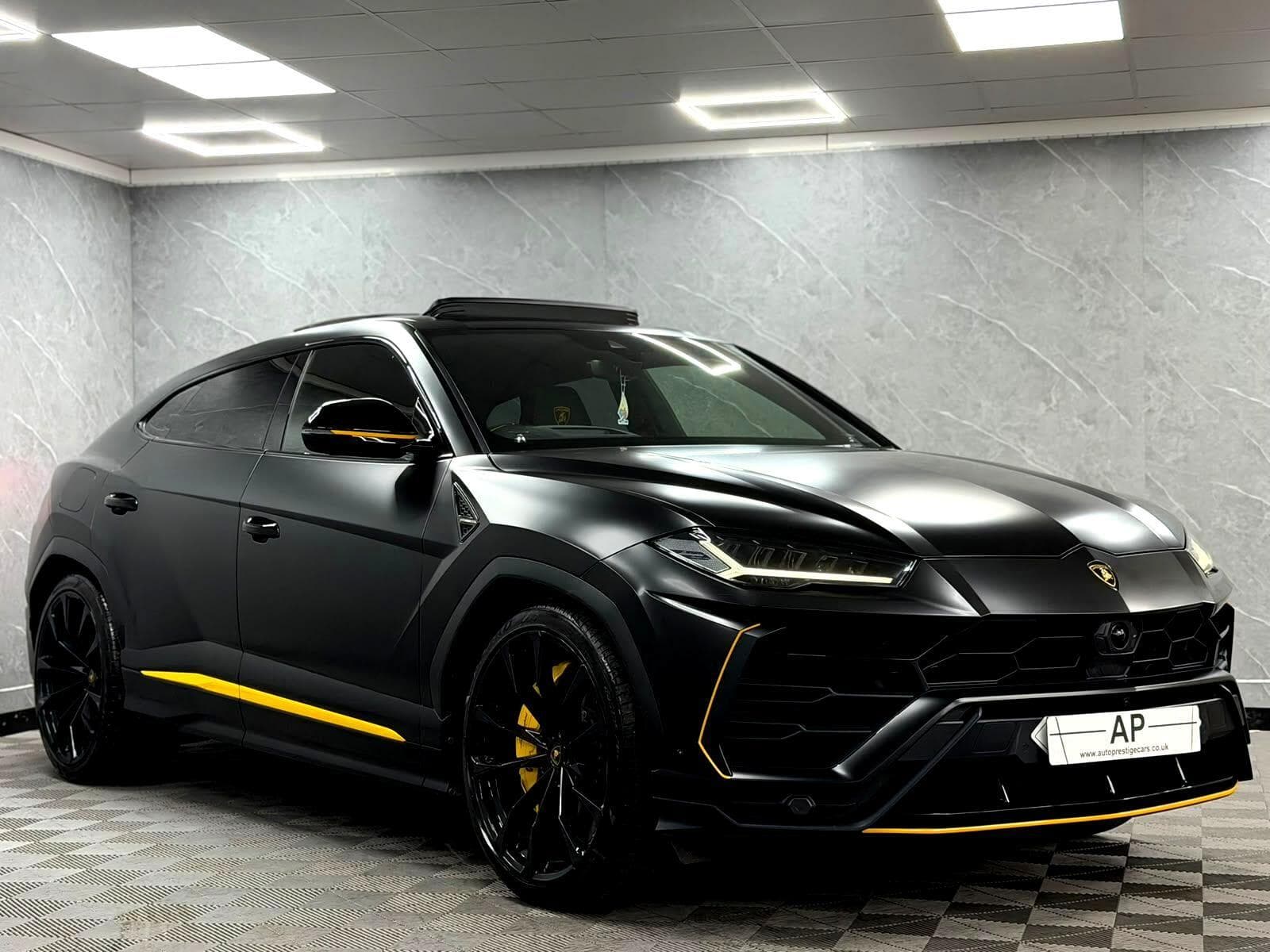 2022 Lamborghini Urus - Thumbnail 21