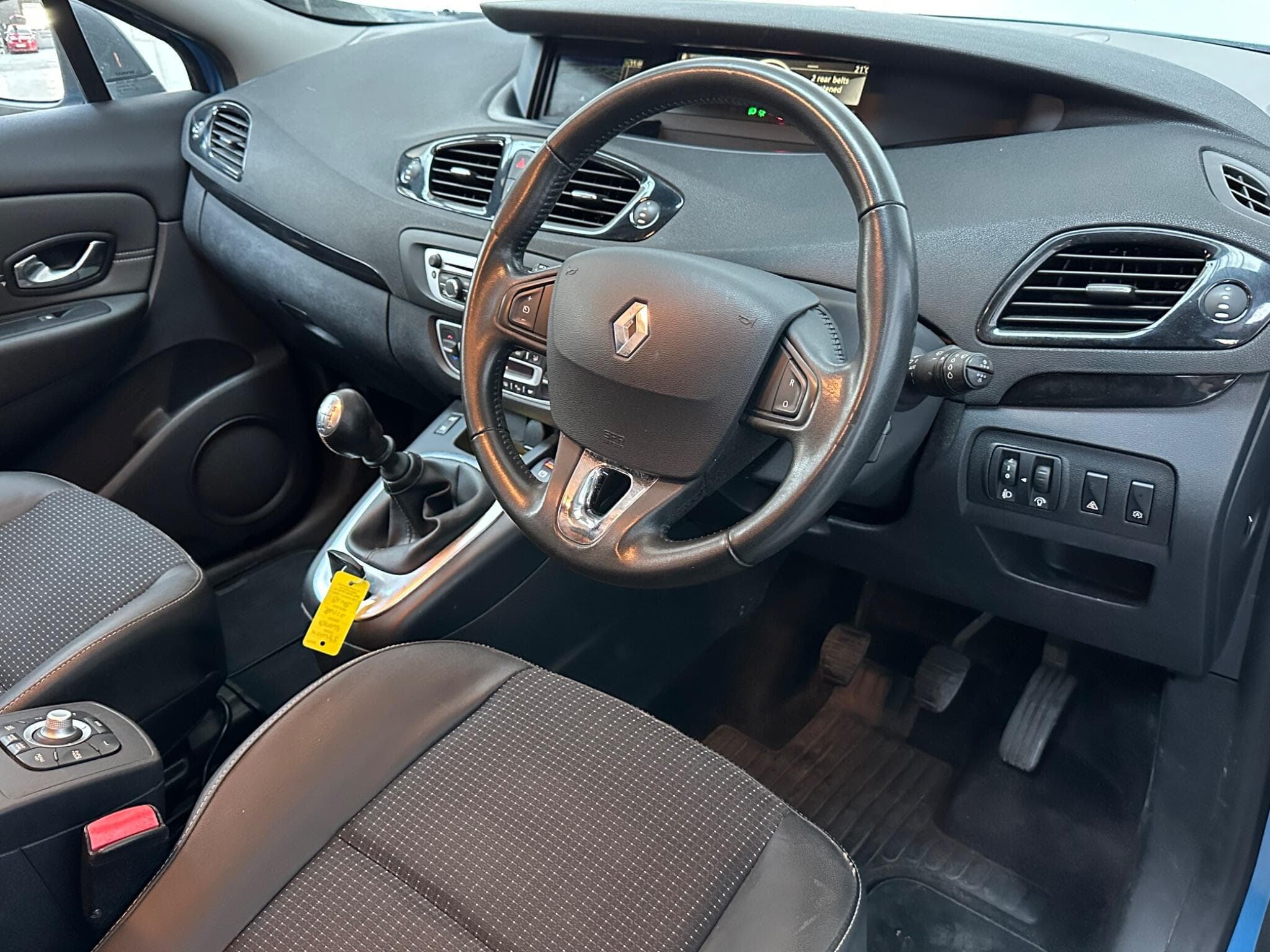 2014 Renault Grand Scenic - Image 4