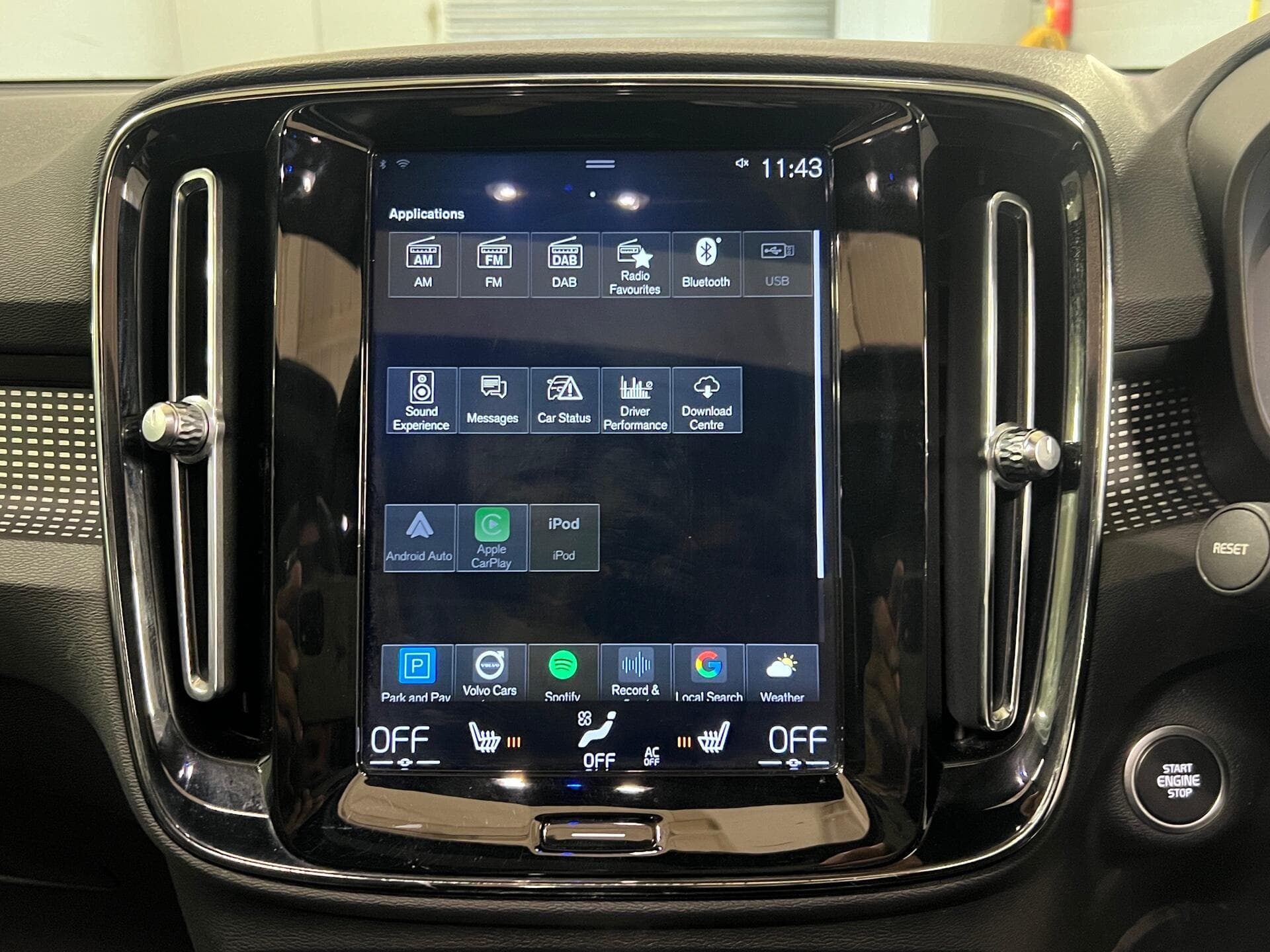 2018 Volvo XC40 - Thumbnail 43