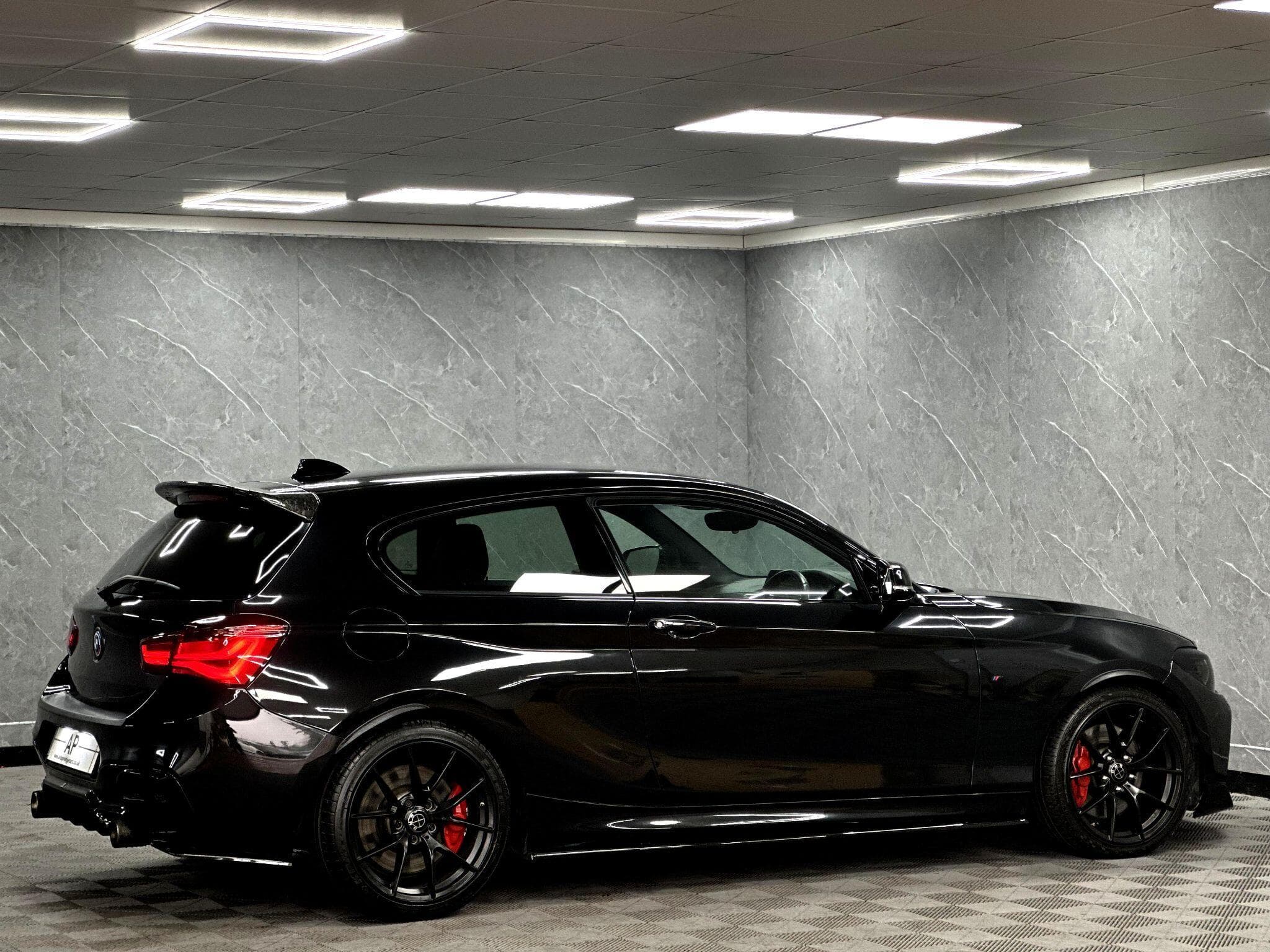 2018 BMW 1 Series - Thumbnail 20