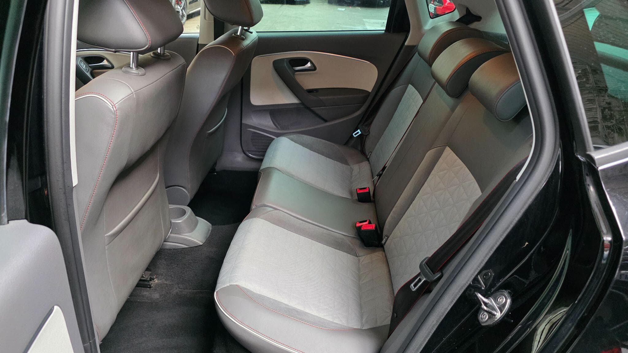 2016 Volkswagen Polo - Thumbnail 18