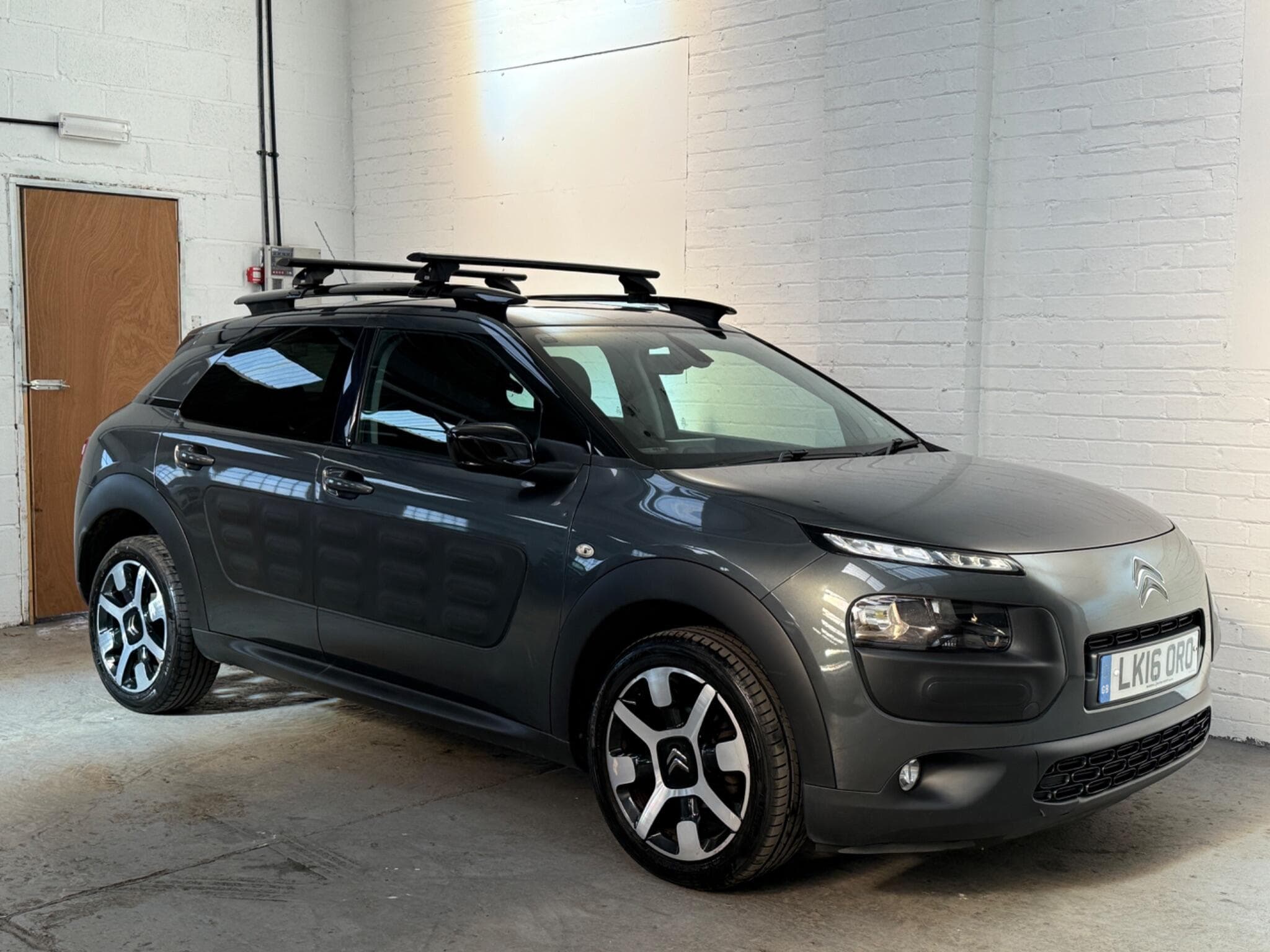 2016 Citroen C4 Cactus - Main