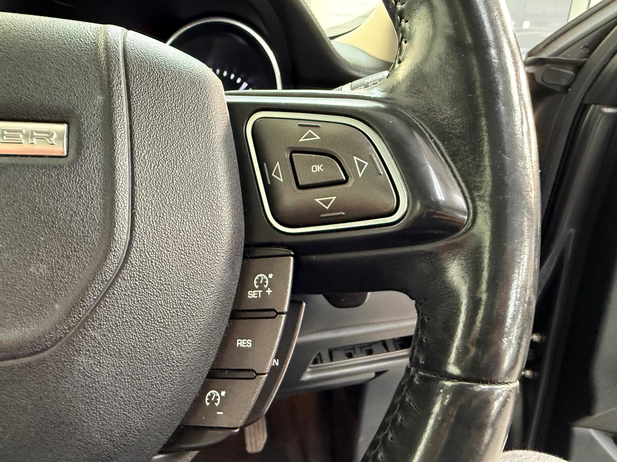 2015 Land Rover Range Rover Evoque - Thumbnail 21